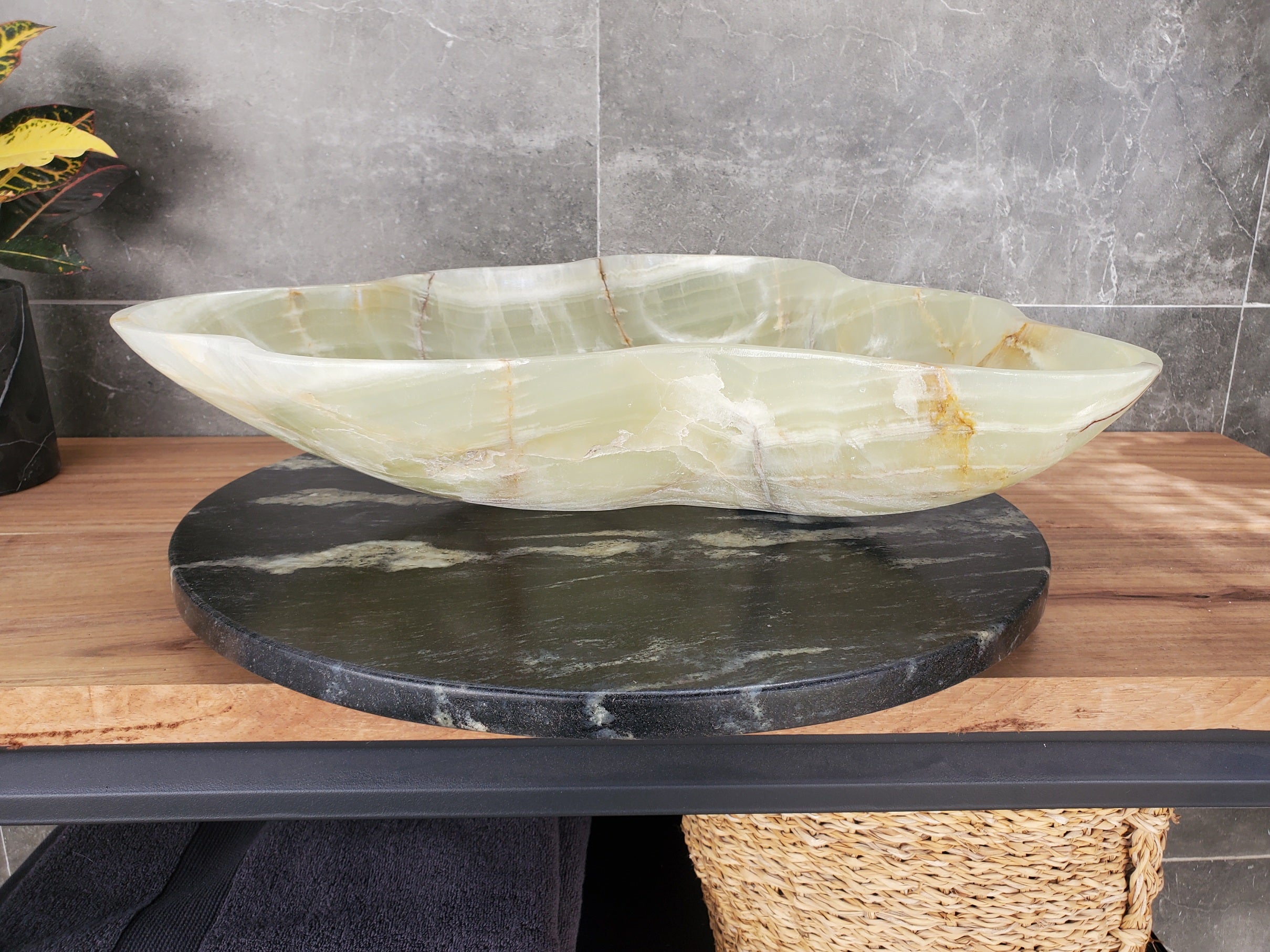S33_21 Green Onyx Bathroom Vessel Sink - 21 x 18.5 inch
