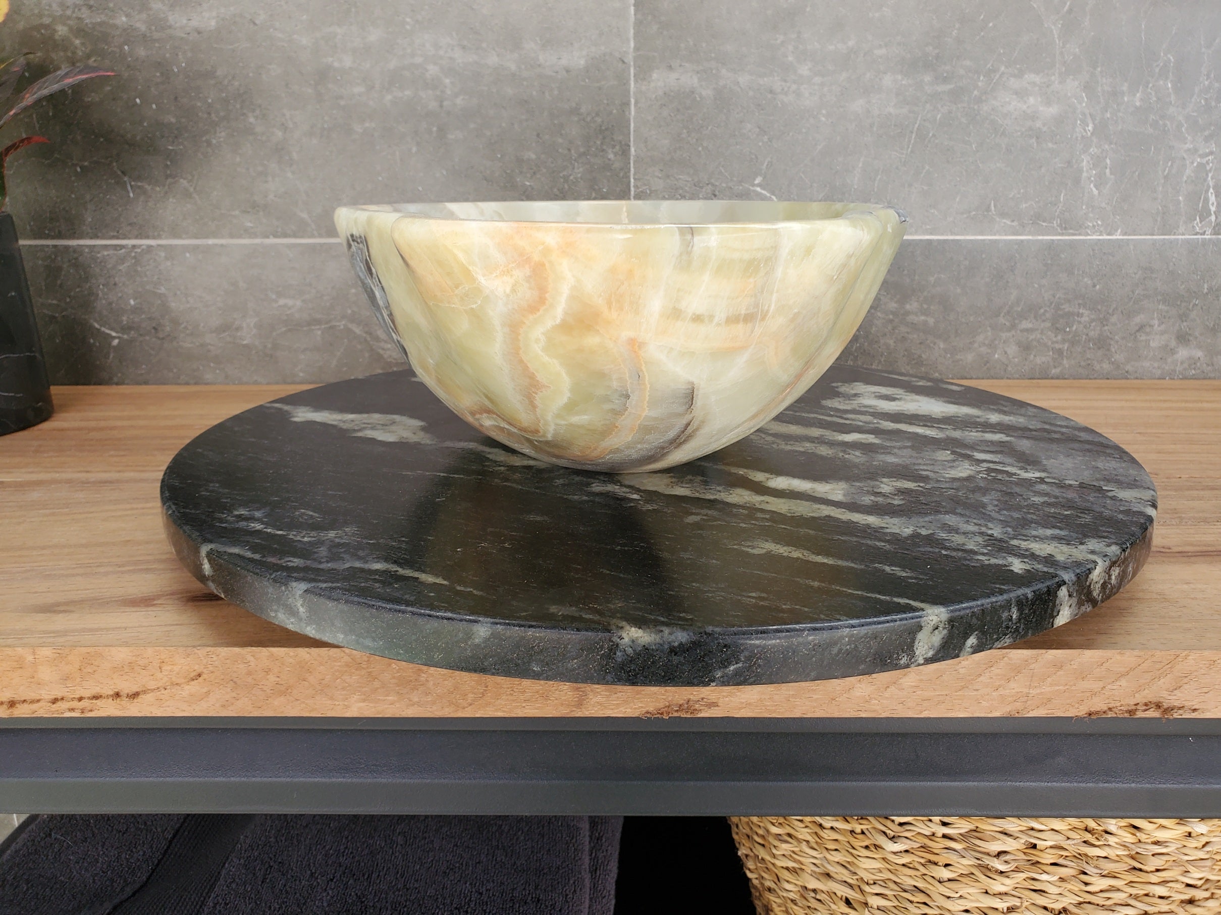 S33_25 Light Green Onyx Bathroom Vessel Sink - 18 x 12 inch