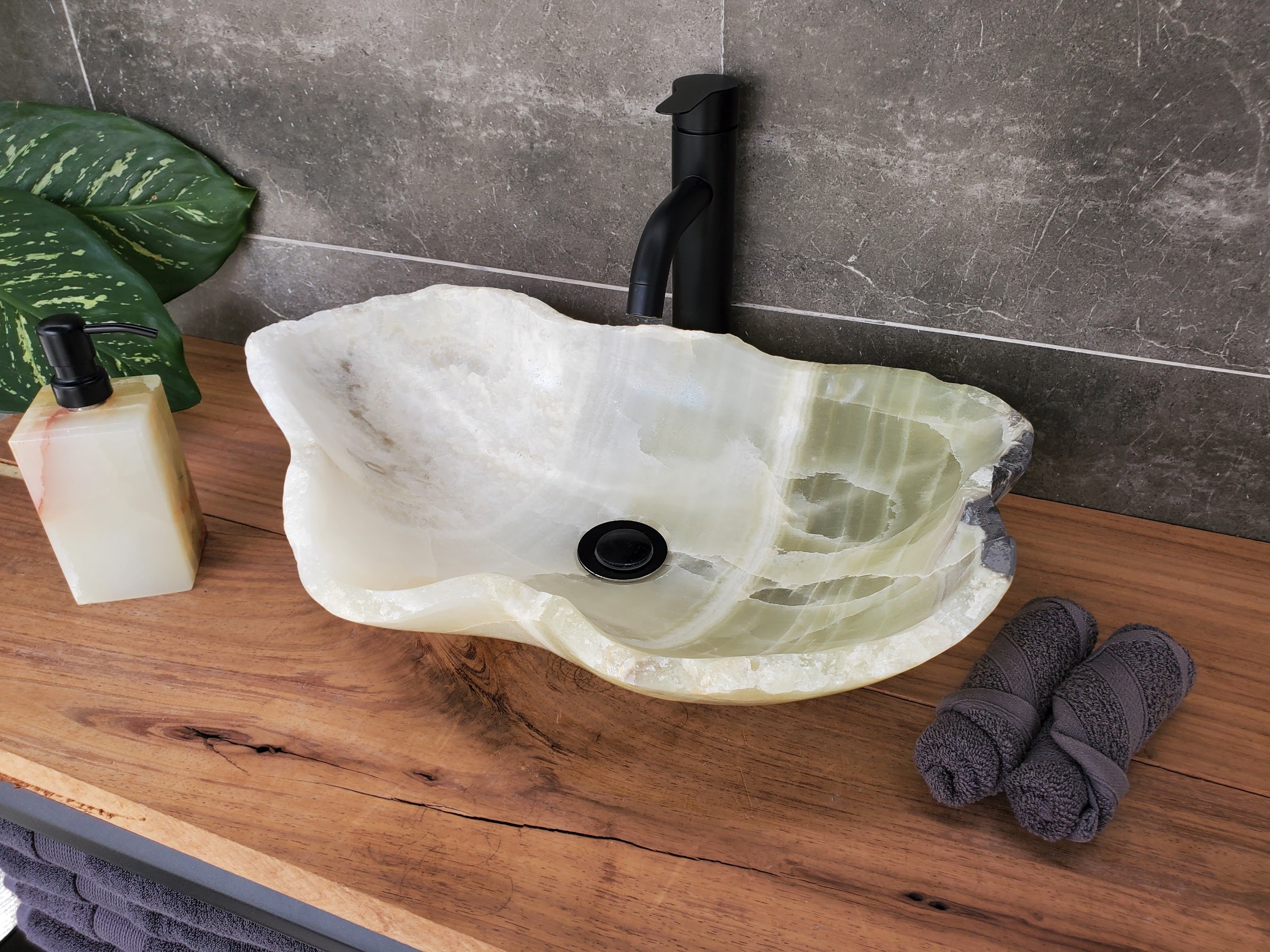 S34_15 Green Onyx Bathroom Vessel Sink - 20 x 12 inch
