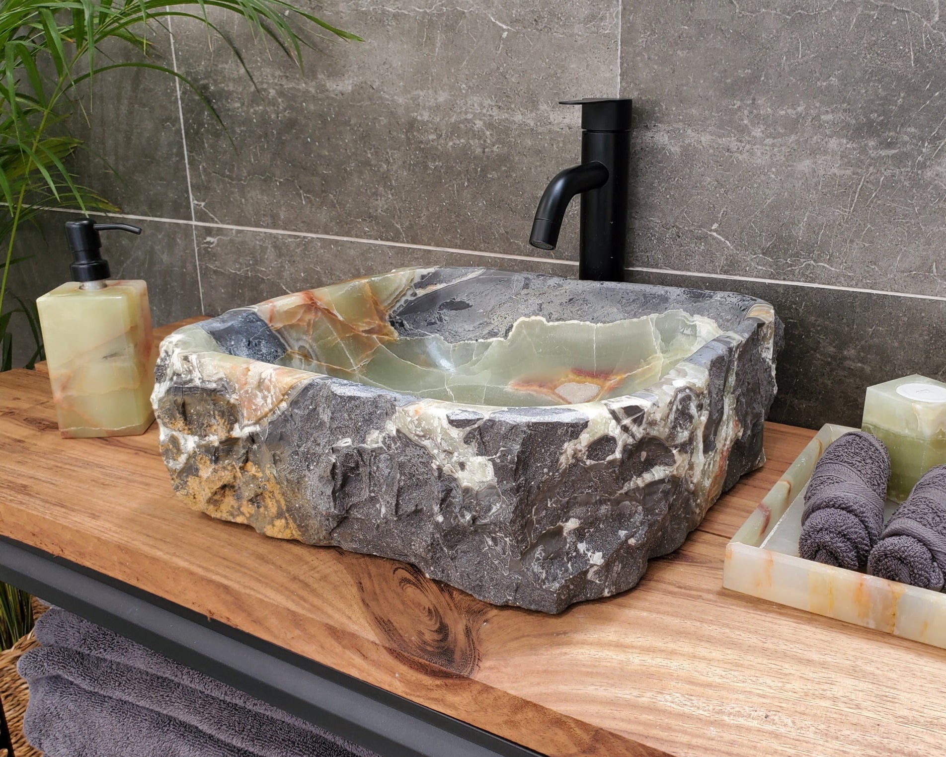 S30_37 Onyx Stone Vessel Bathroom Sink
