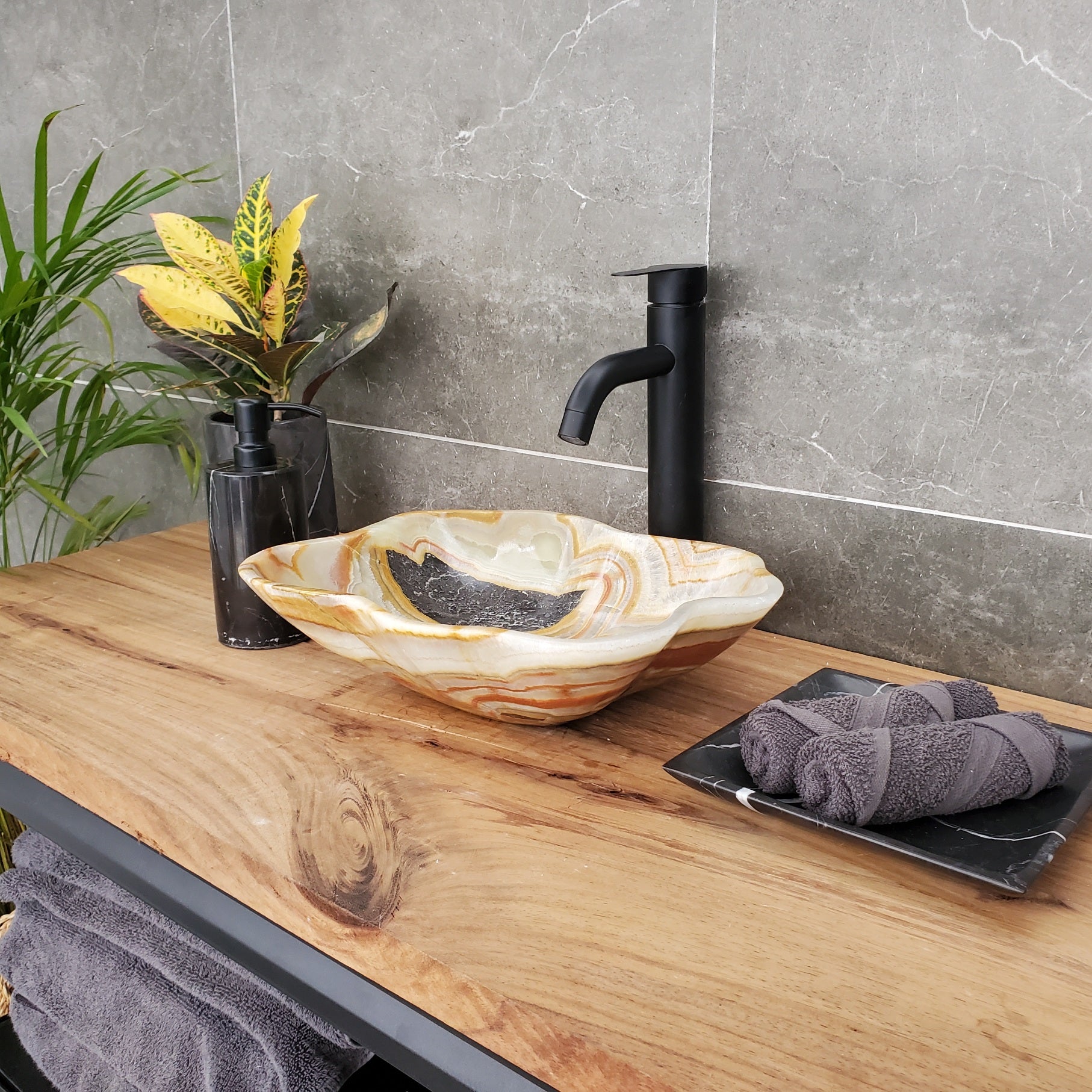 S31_29 Onyx Stone Vessel Bathroom Sink