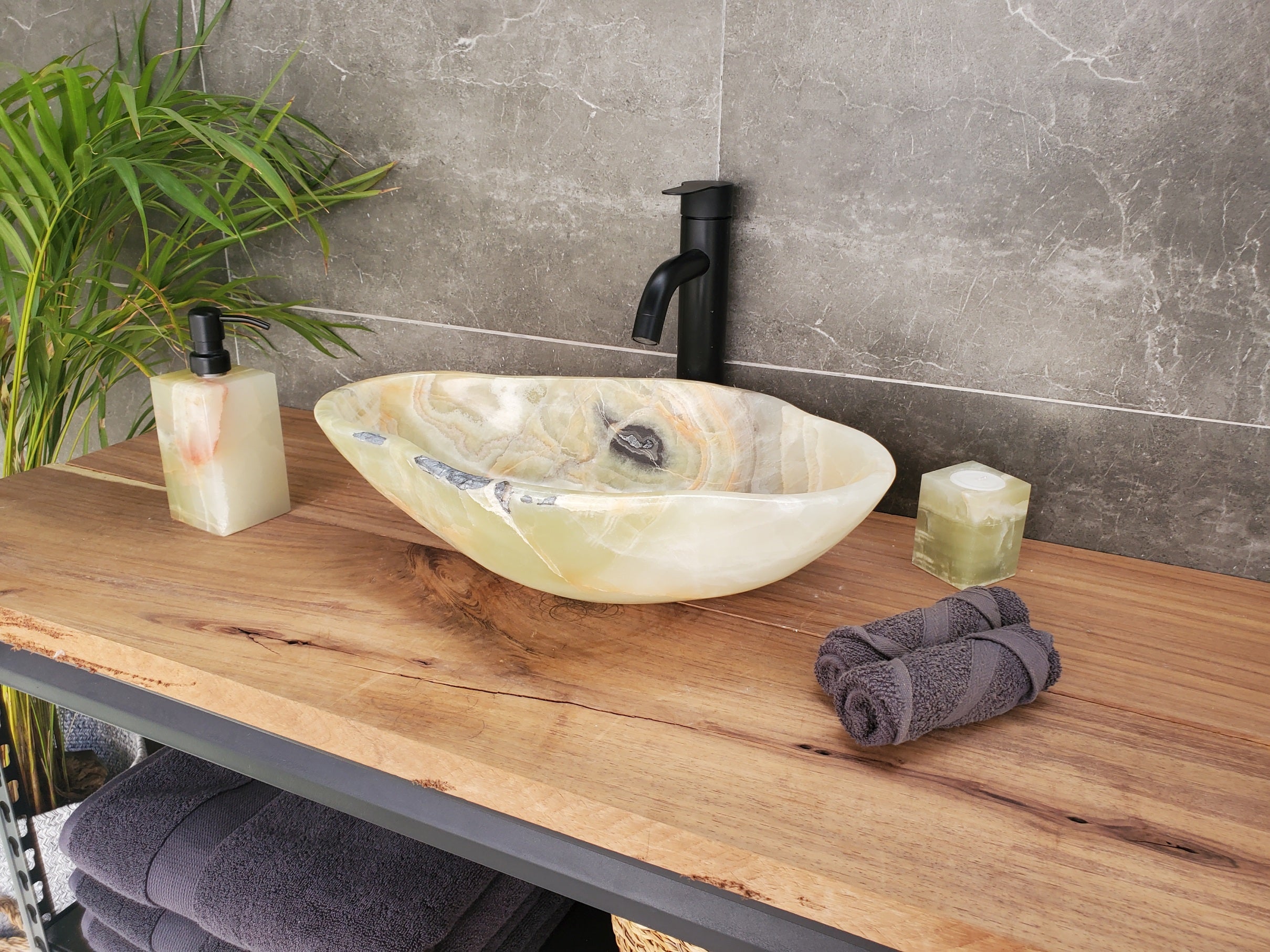 S33_25 Light Green Onyx Bathroom Vessel Sink - 18 x 12 inch