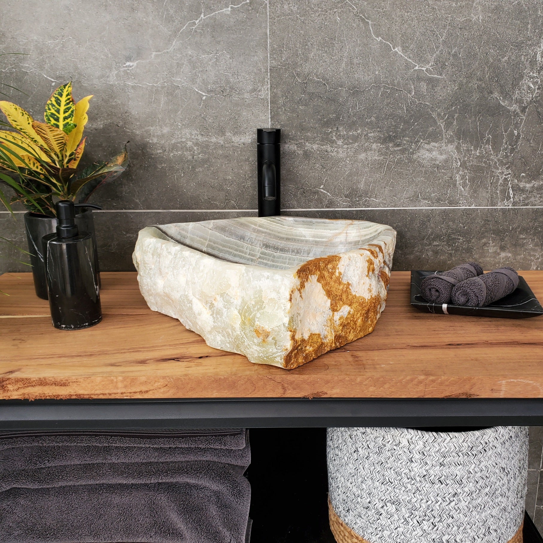 S31_31 Onyx Stone Vessel Bathroom Sink - 17 x 16 inch