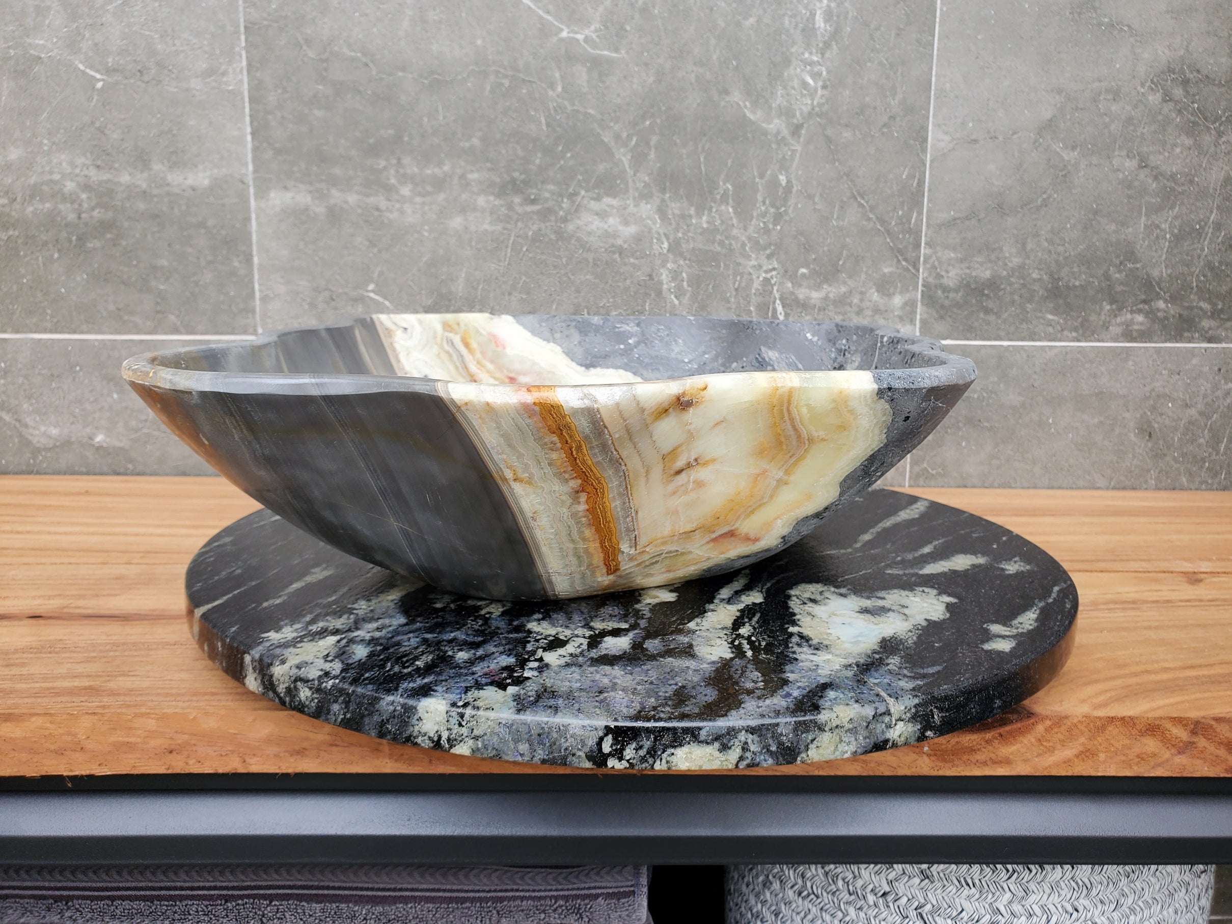S30_33 Onyx Stone Vessel Bathroom Sink - 20.5 x 16 inch