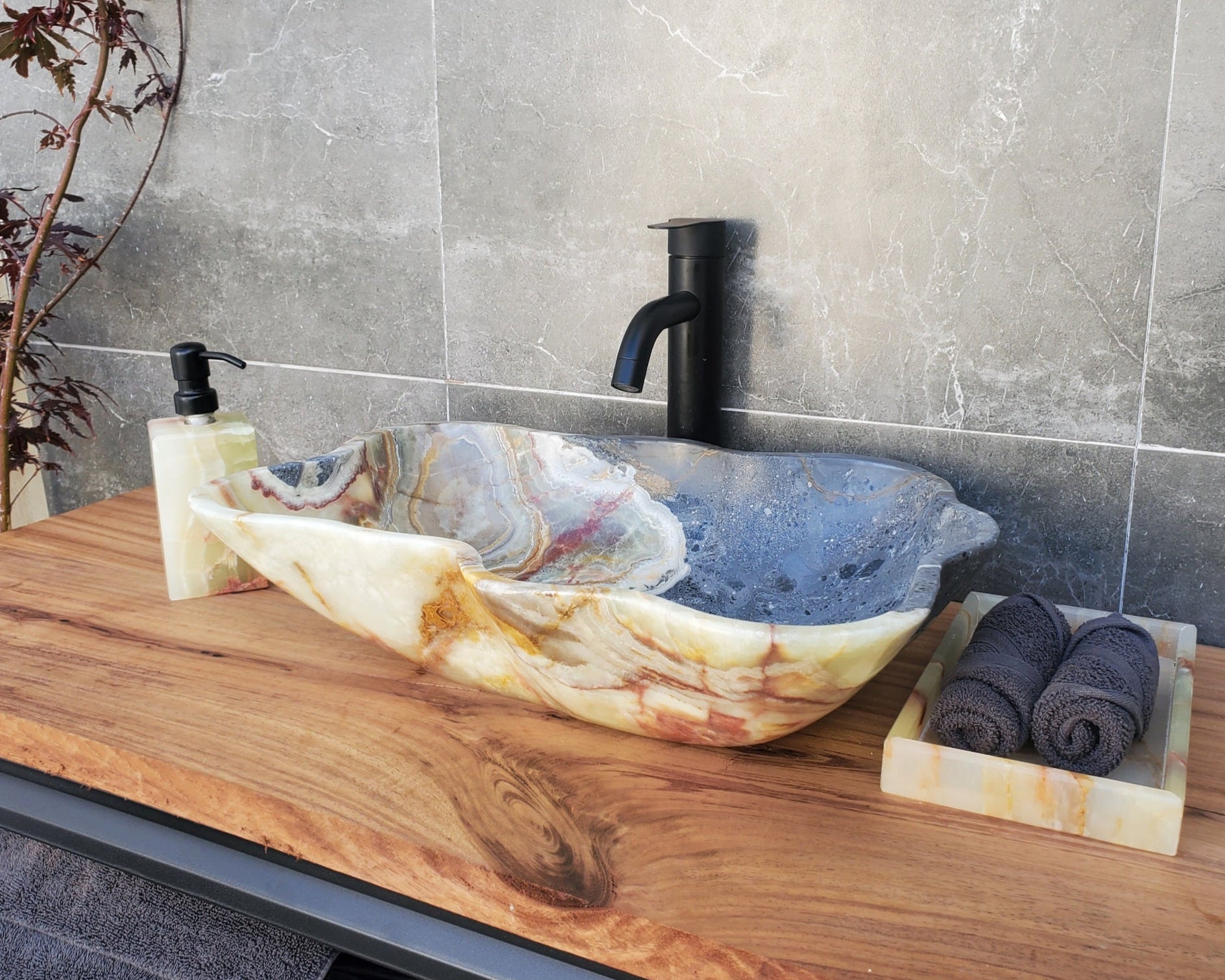 S30_18 Onyx Stone Vessel Bathroom Sink