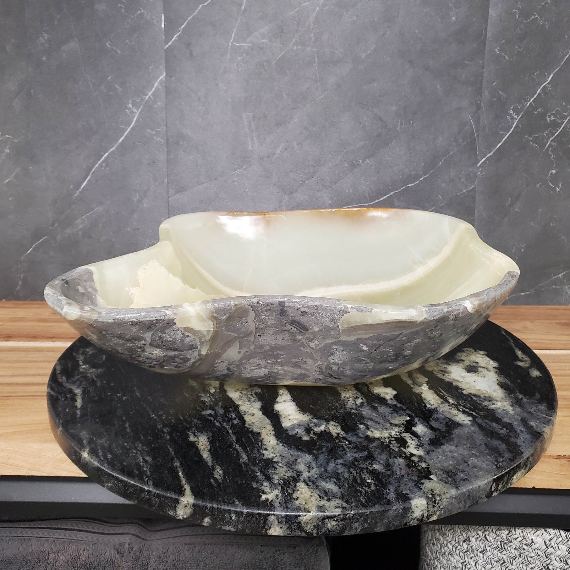 S28_07 Onyx Stone Vessel Bathroom Sink - 19.5 x 16 inch