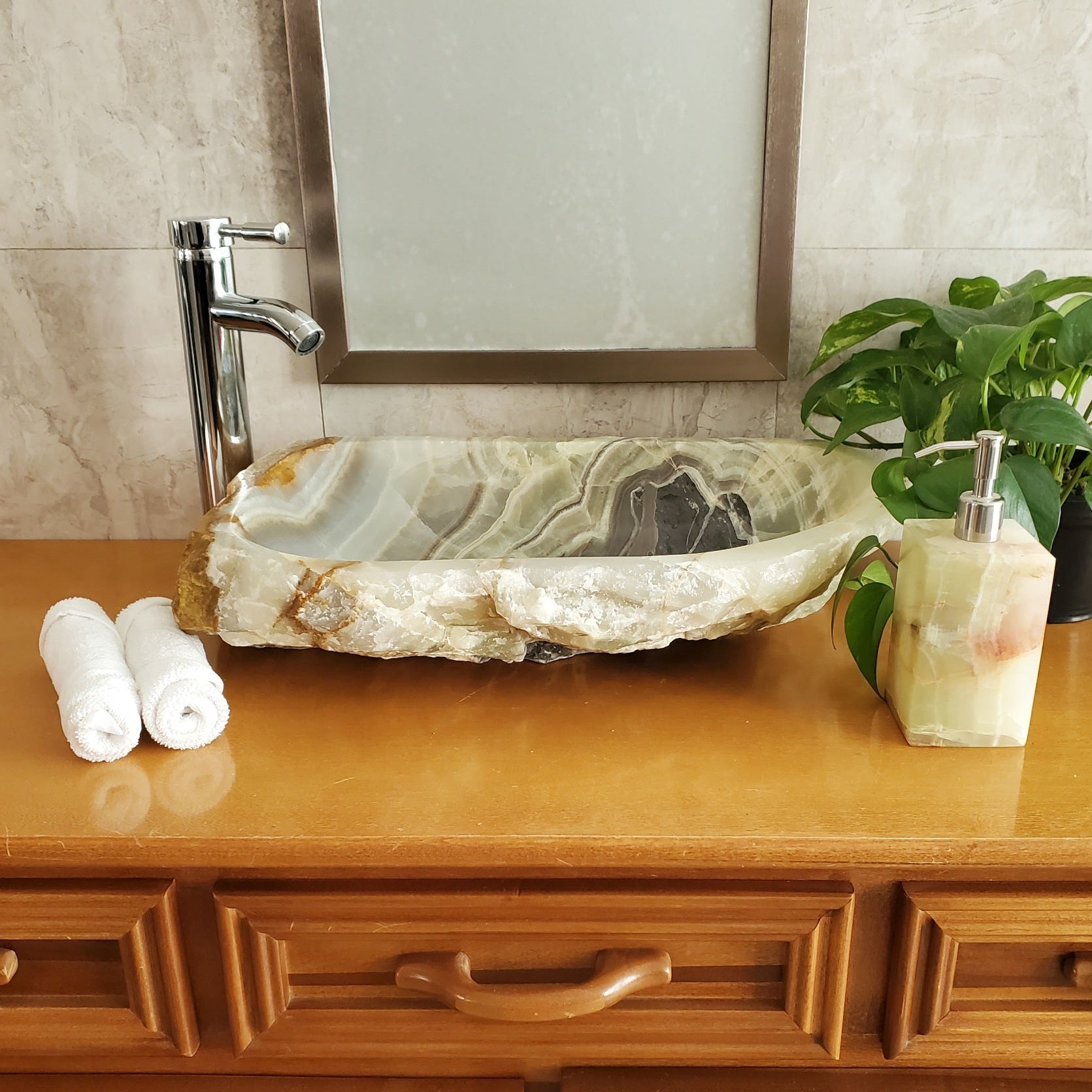 S23_23 Onyx Stone Vessel Bathroom Sink - 20 x 12.5 inch