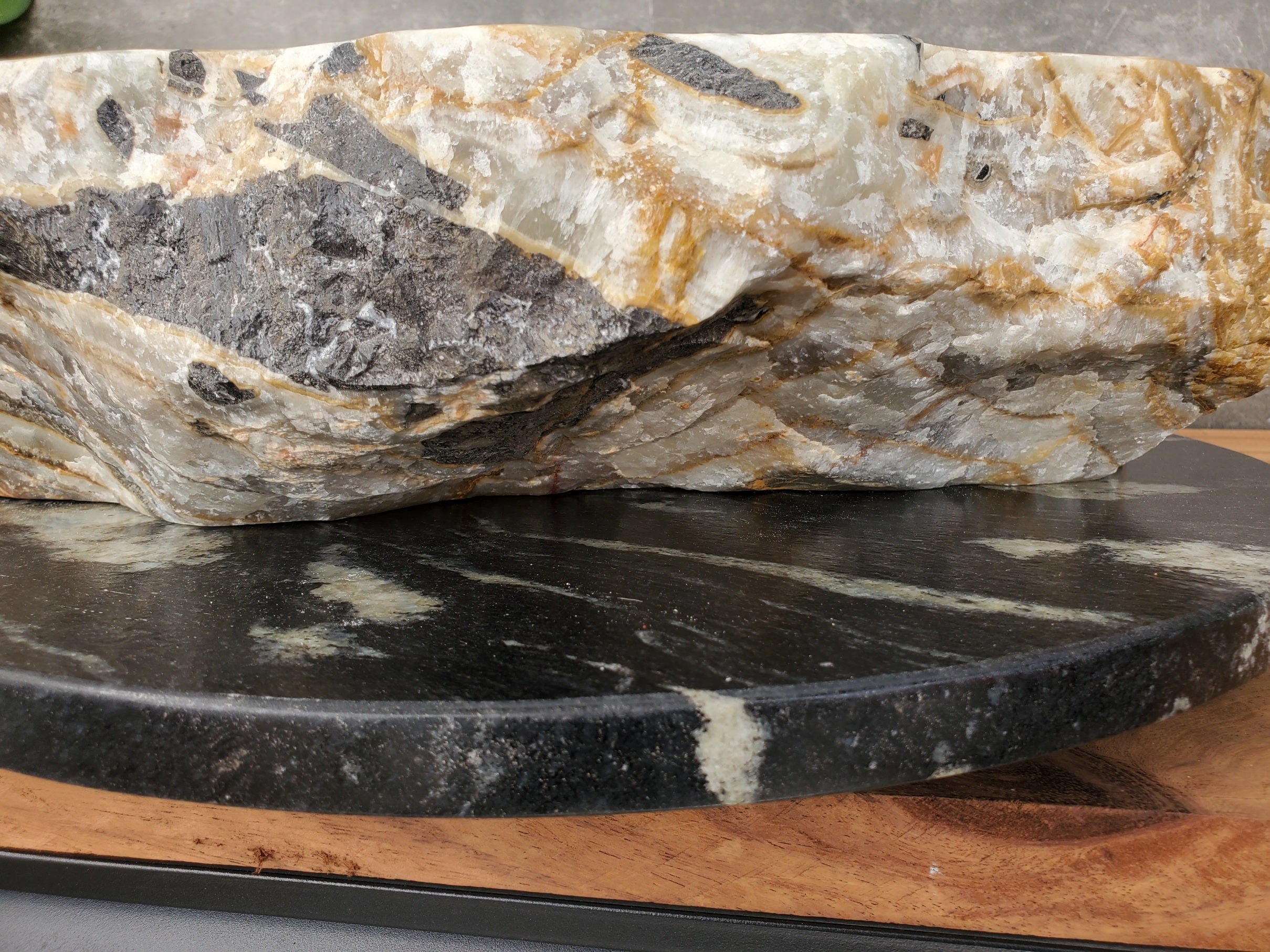 S31_19 Onyx Stone Vessel Bathroom Sink