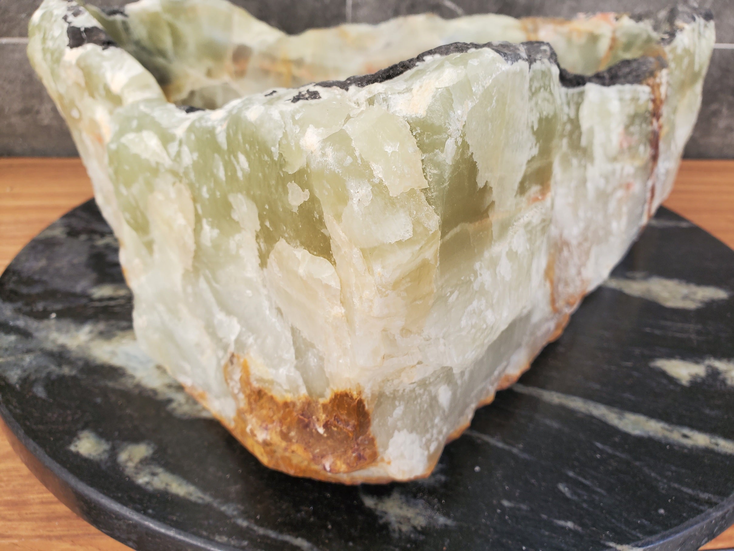 S31_17 Onyx Stone Vessel Bathroom Sink