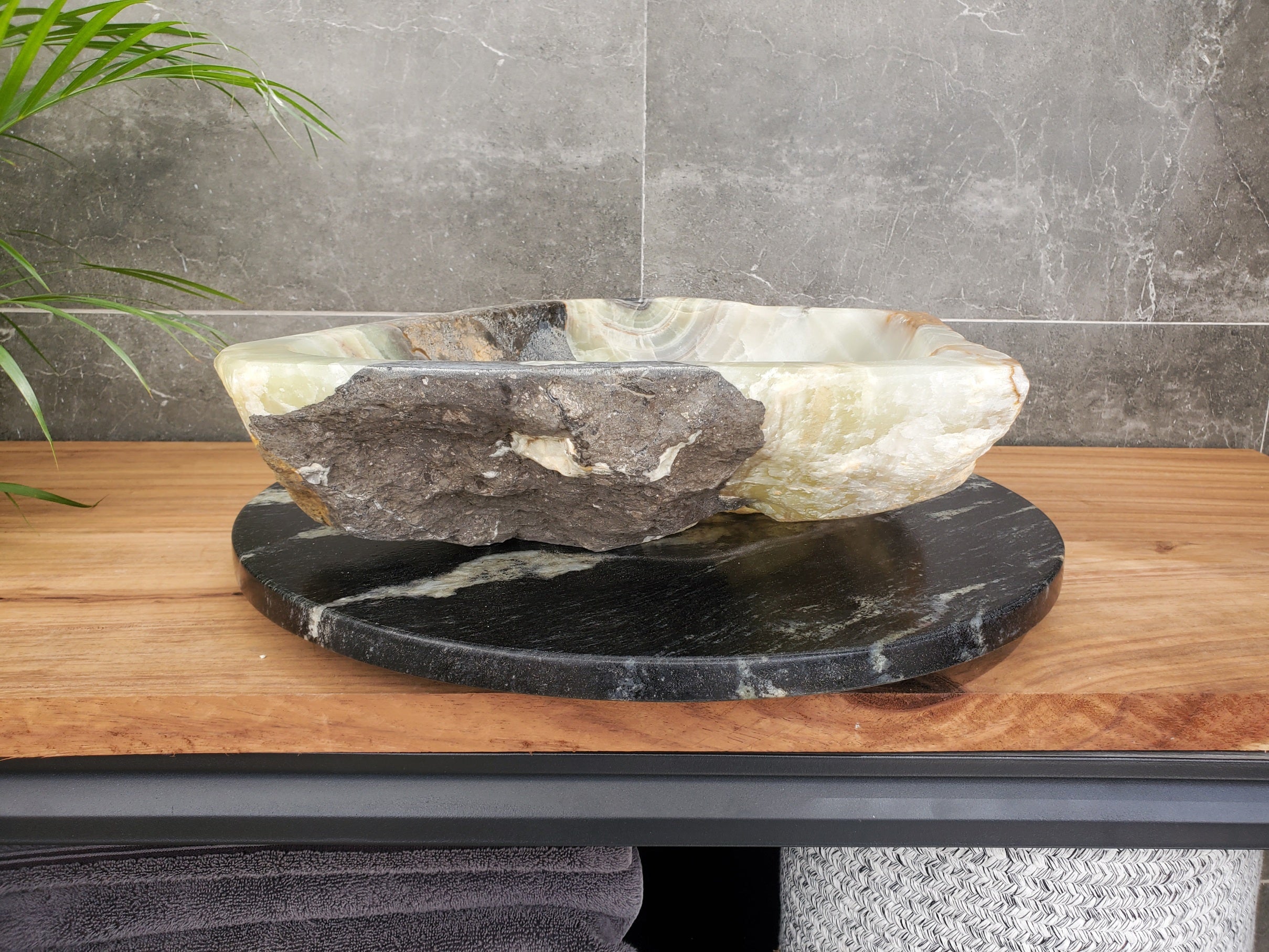S31_23 Onyx Stone Vessel Bathroom Sink - 18 x 15 inch