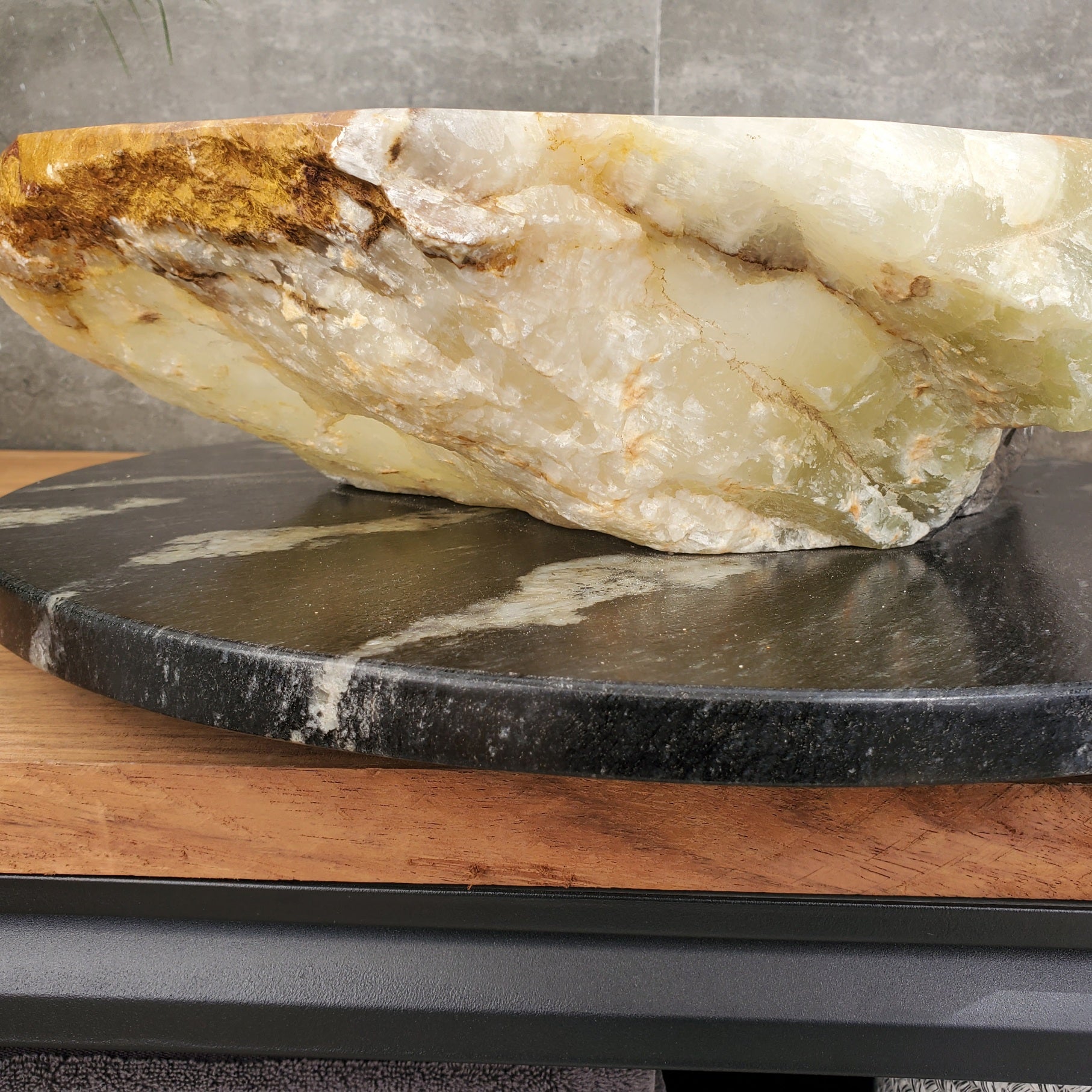 S31_21 Onyx Stone Vessel Bathroom Sink