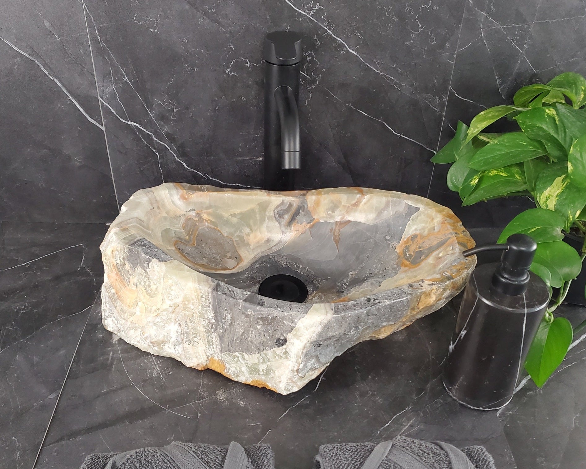 S25_19 Onyx Stone Vessel Bathroom Sink - 17 x 11 inch