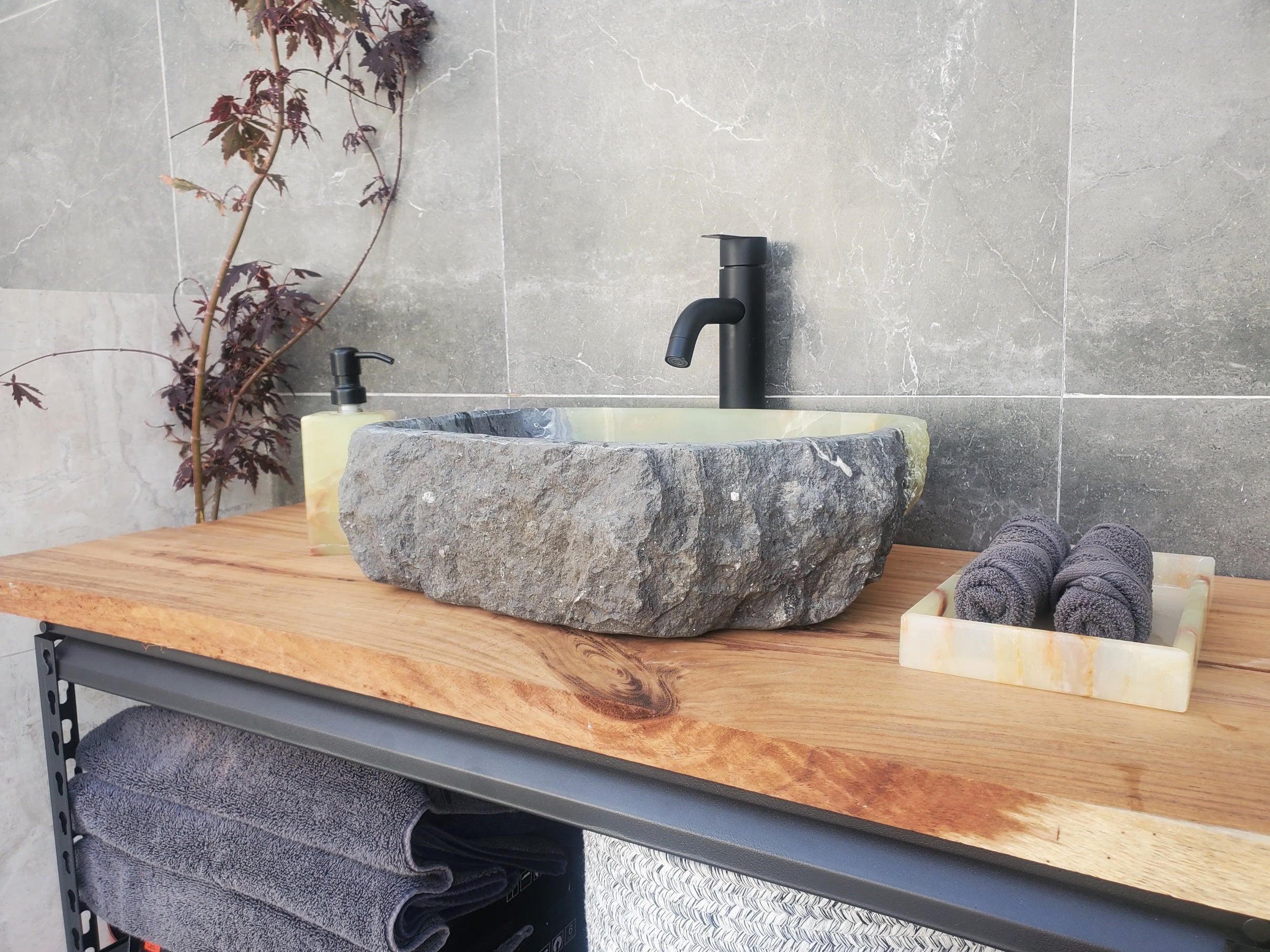 S30_20 Onyx Stone Vessel Bathroom Sink - 16.5 x 13 inch