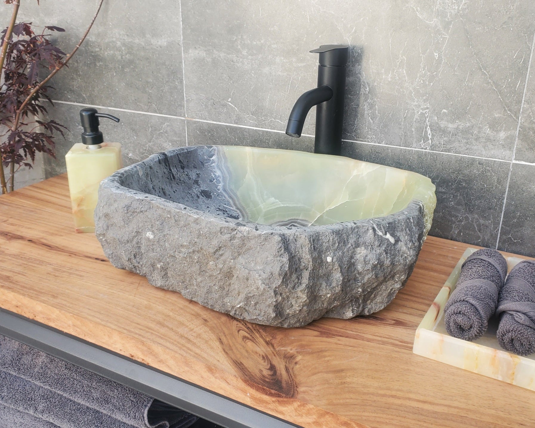 S30_20 Onyx Stone Vessel Bathroom Sink