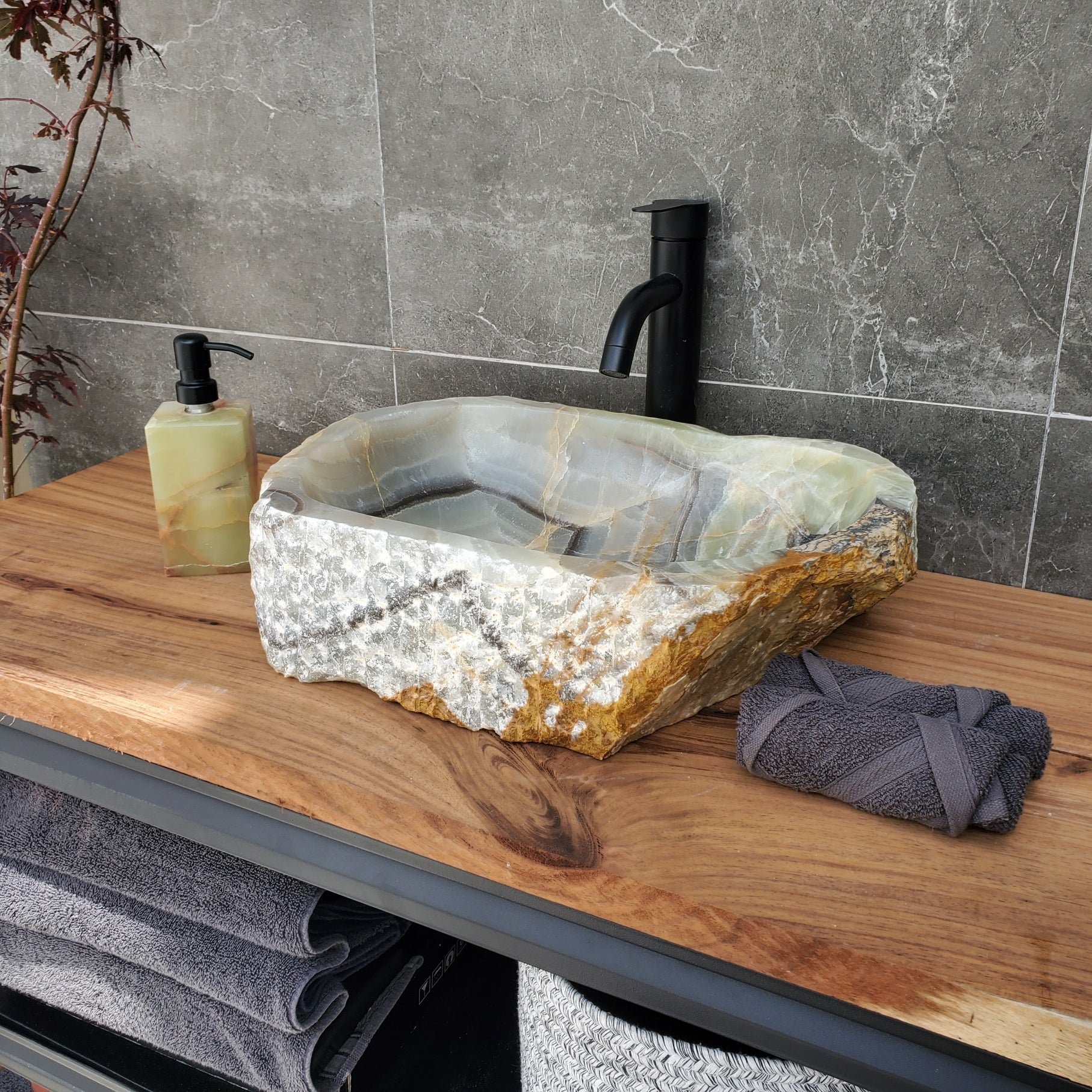 S29_33 Onyx Stone Vessel Bathroom Sink