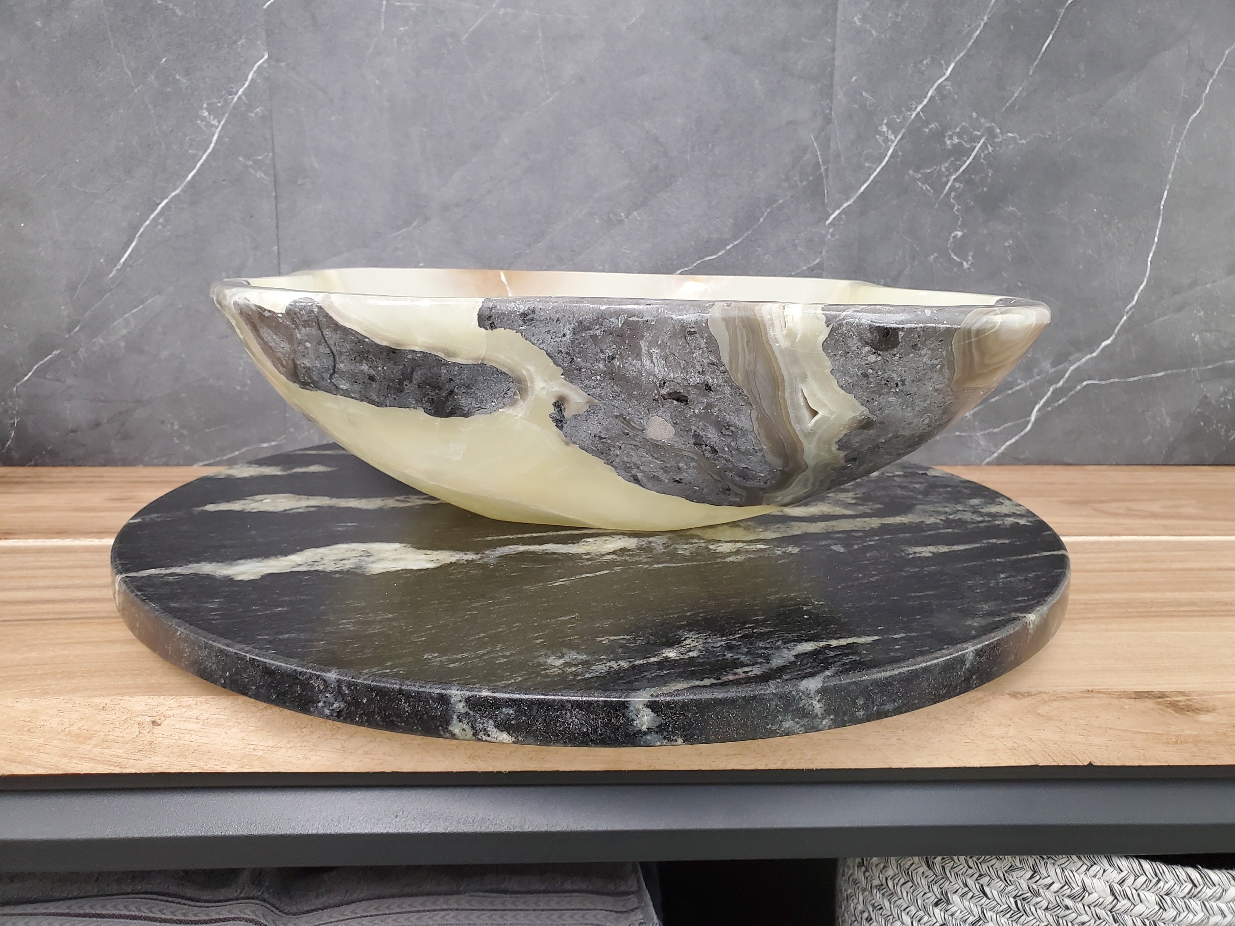 S28_08 Onyx Stone Vessel Bathroom Sink - 19 x 15.5 inch