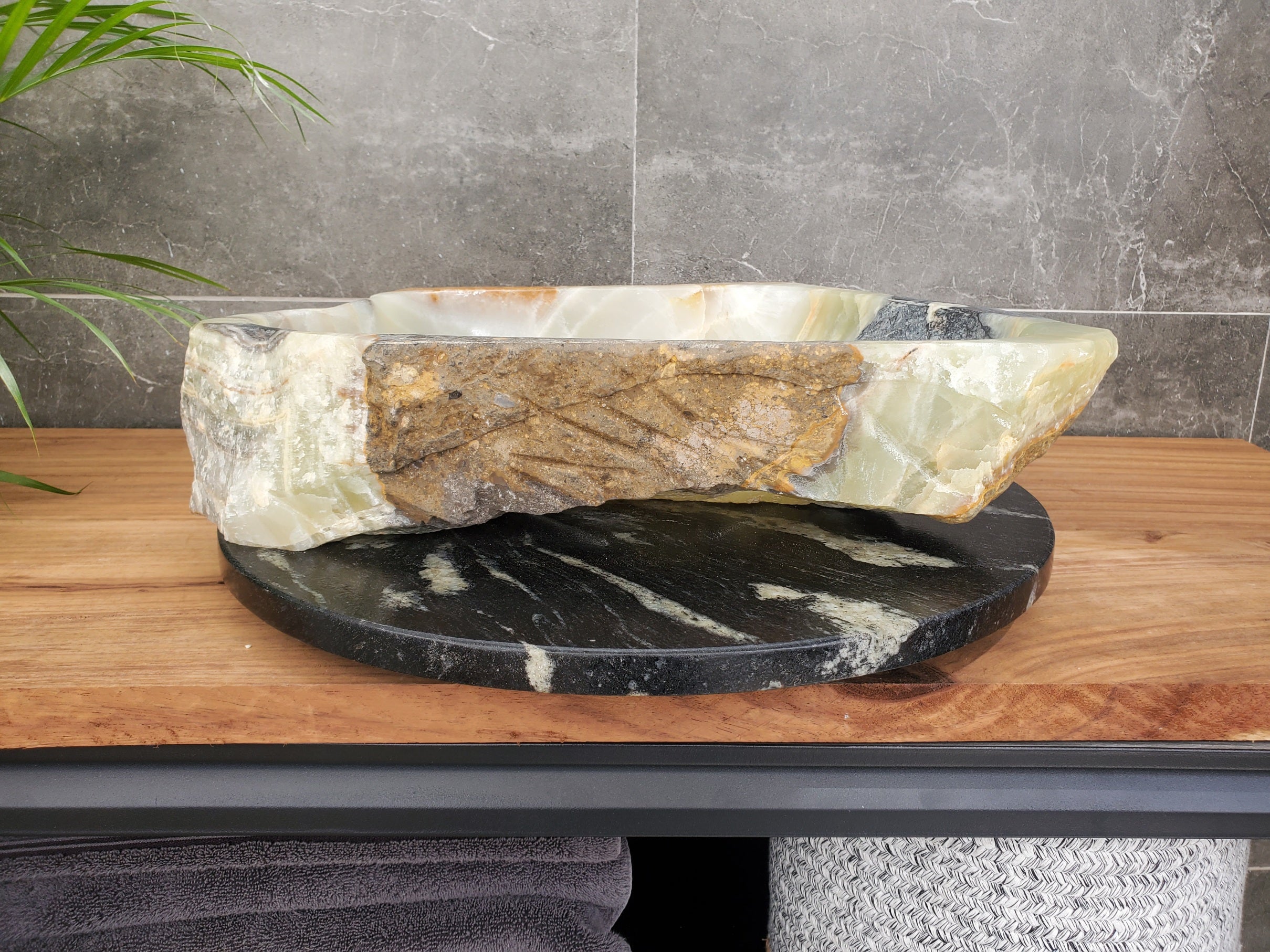 S31_23 Onyx Stone Vessel Bathroom Sink - 18 x 15 inch