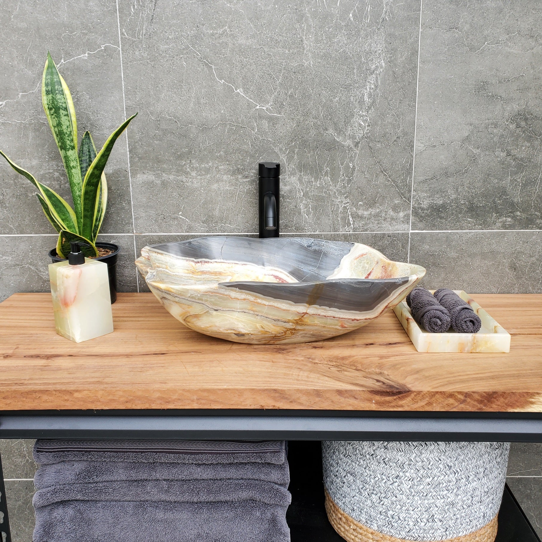 S31_01 Onyx Stone Vessel Bathroom Sink - 19 x 15 inch