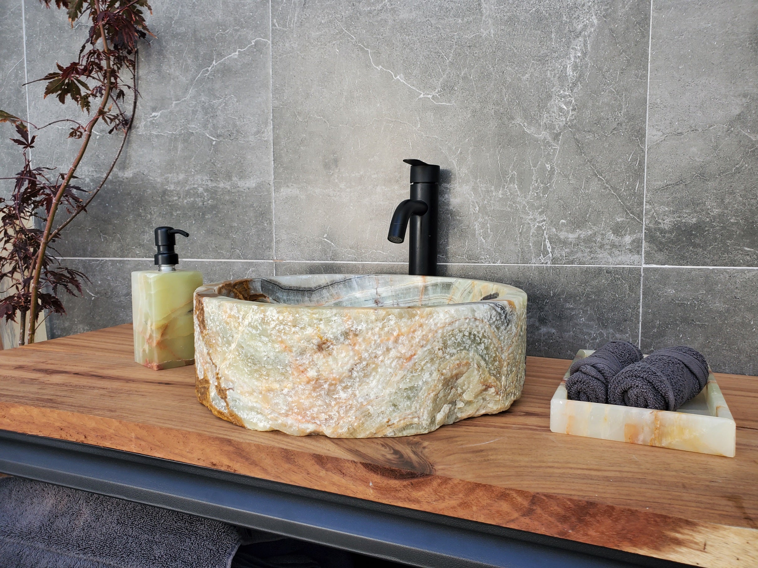 S29_28 Onyx Stone Vessel Bathroom Sink