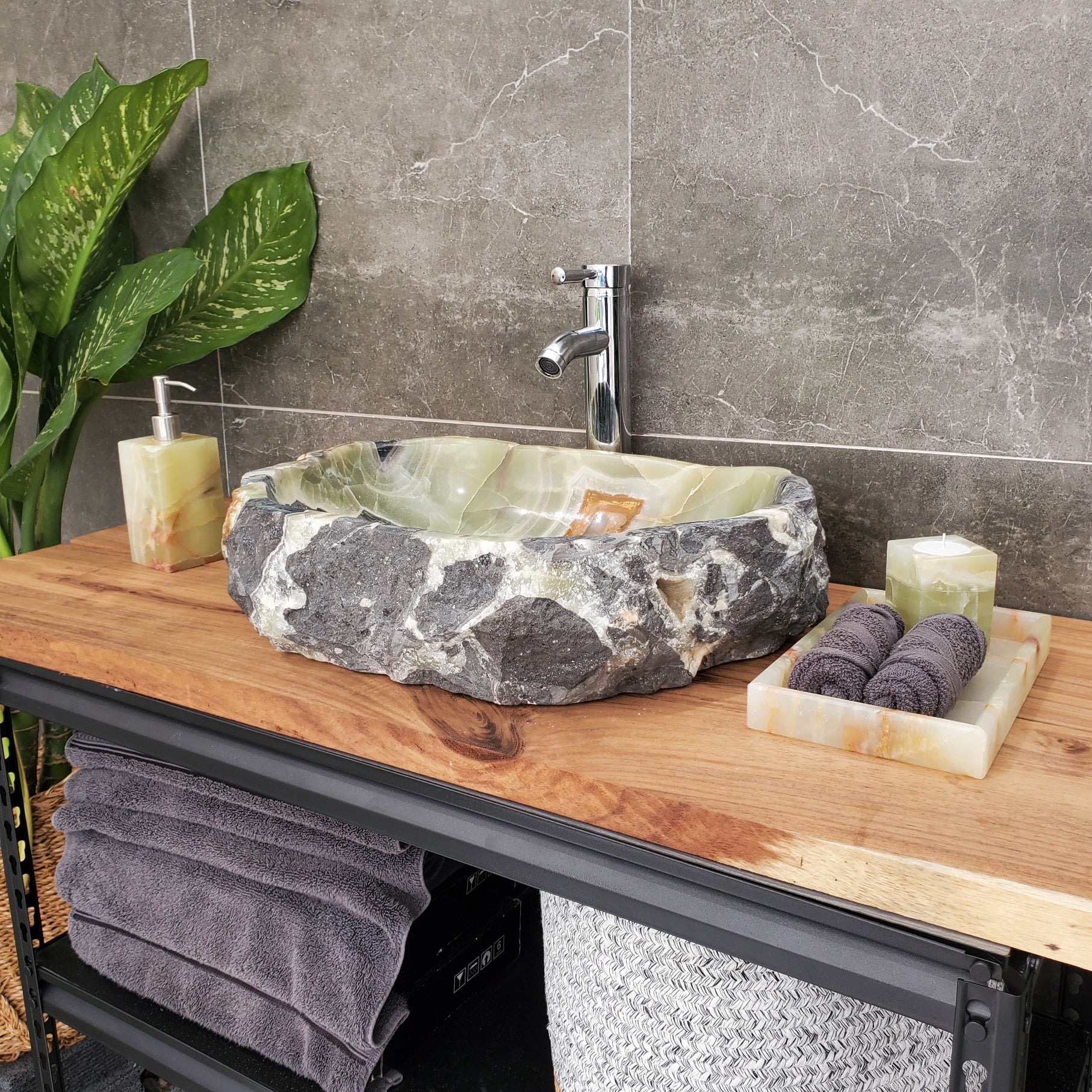 S31_14 Onyx Stone Vessel Bathroom Sink - 20 x 15 inch