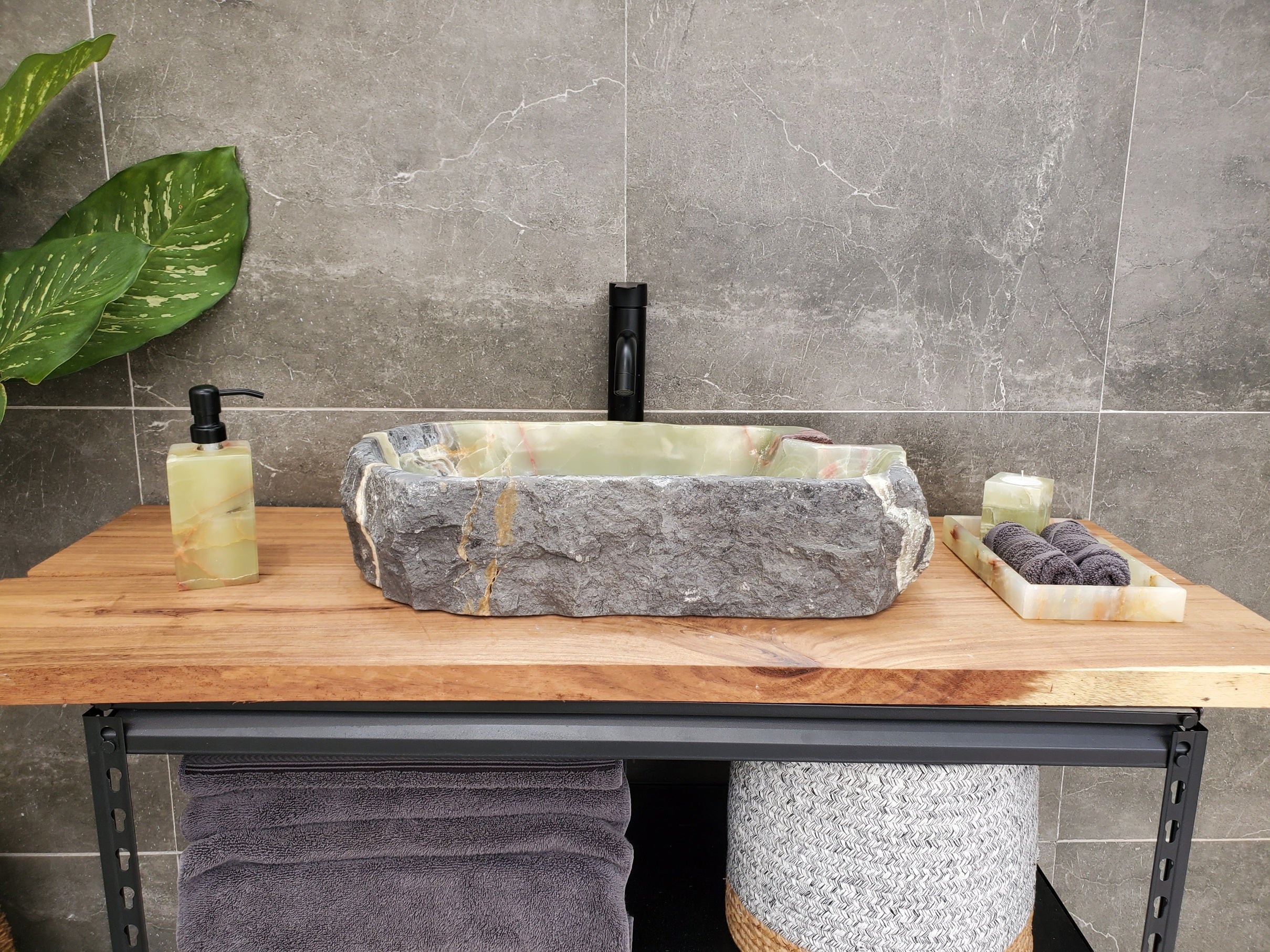 S31_11 Onyx Stone Vessel Bathroom Sink