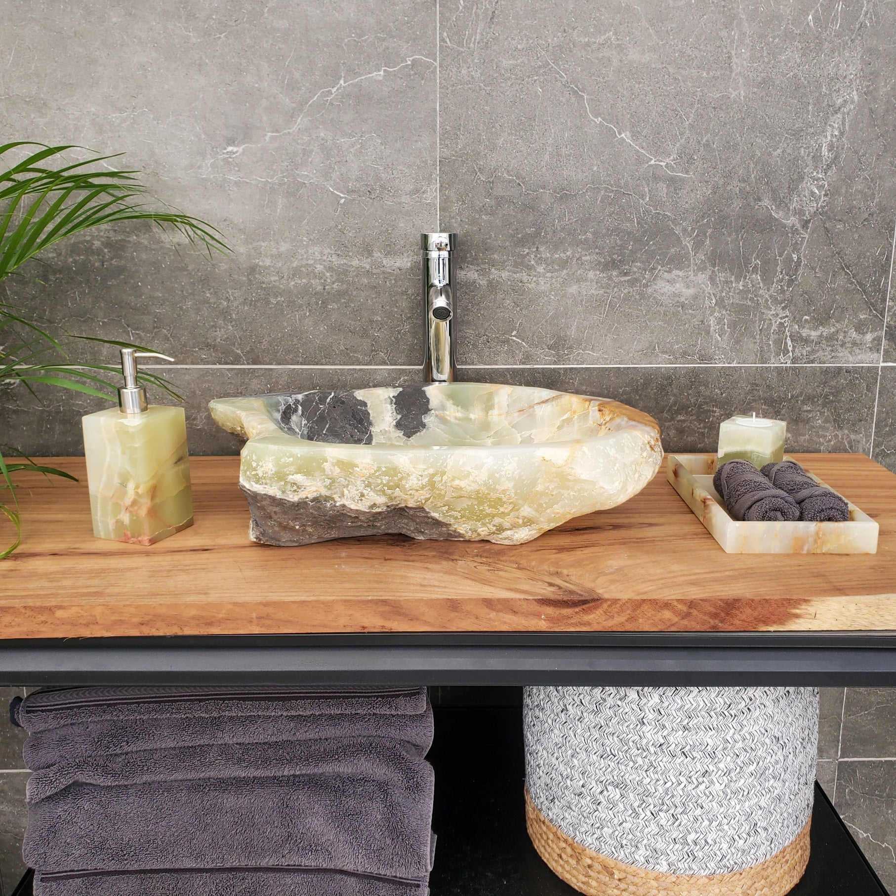 S31_21 Onyx Stone Vessel Bathroom Sink