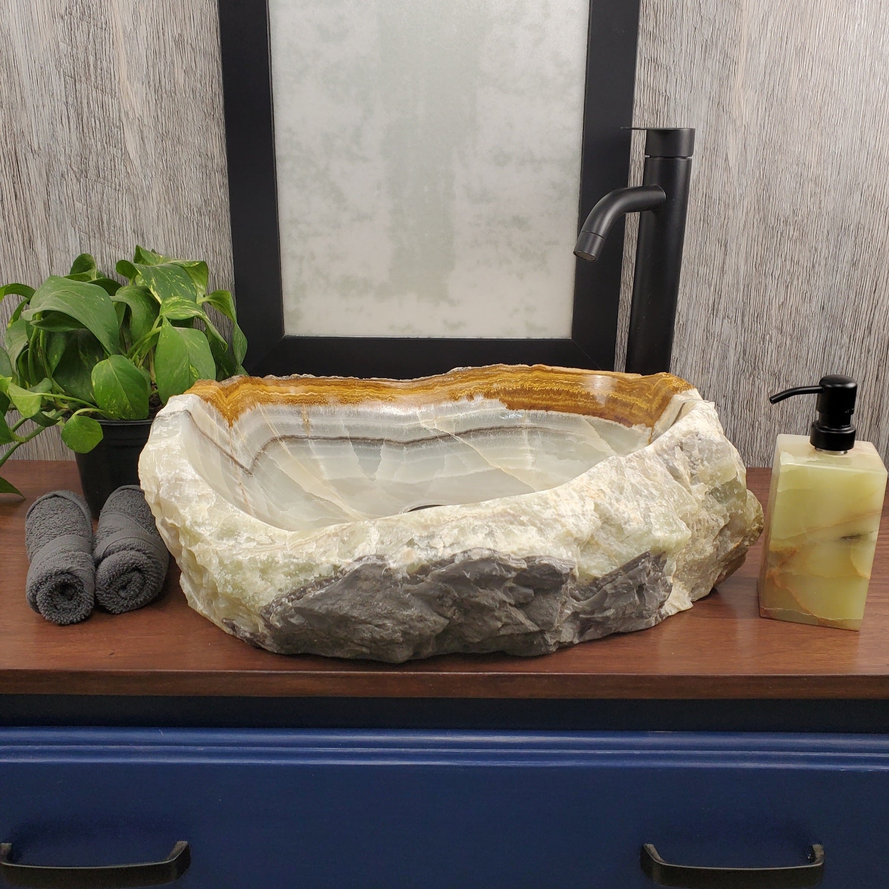 S24_17 Green Onyx Stone Vessel Bathroom Sink