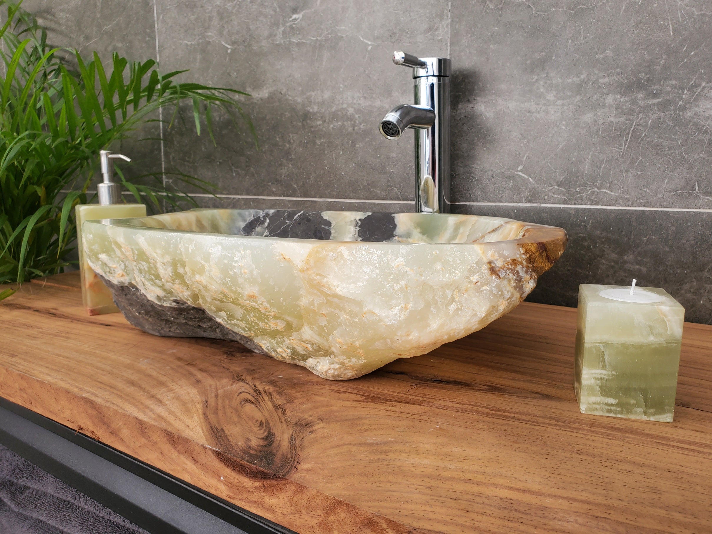 S31_21 Onyx Stone Vessel Bathroom Sink - 19 x 15 inch