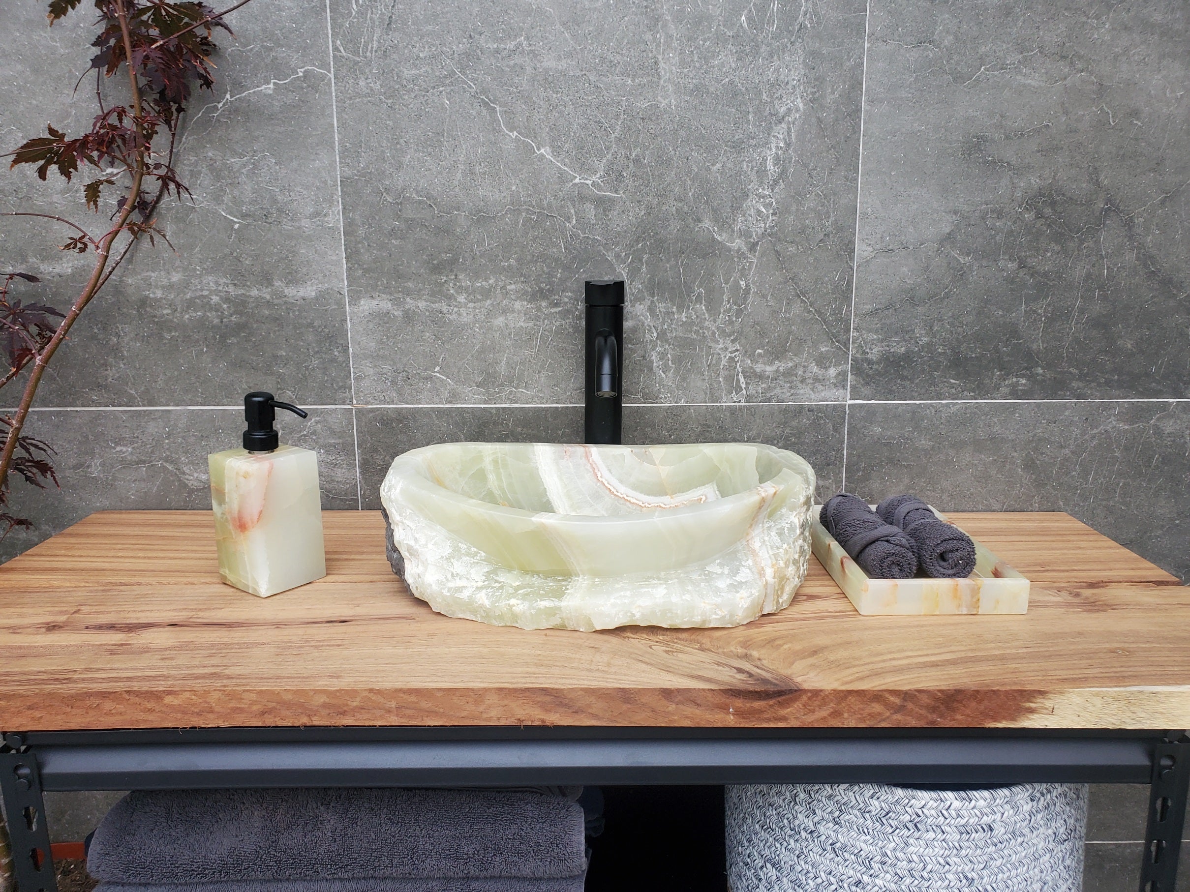S30_04 Onyx Stone Vessel Bathroom Sink