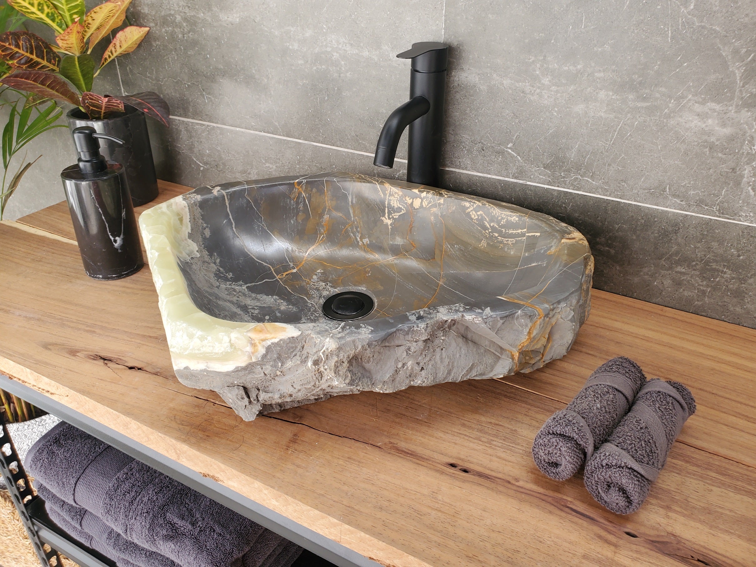 S33_05 Natural Stone Vessel Bathroom Sink