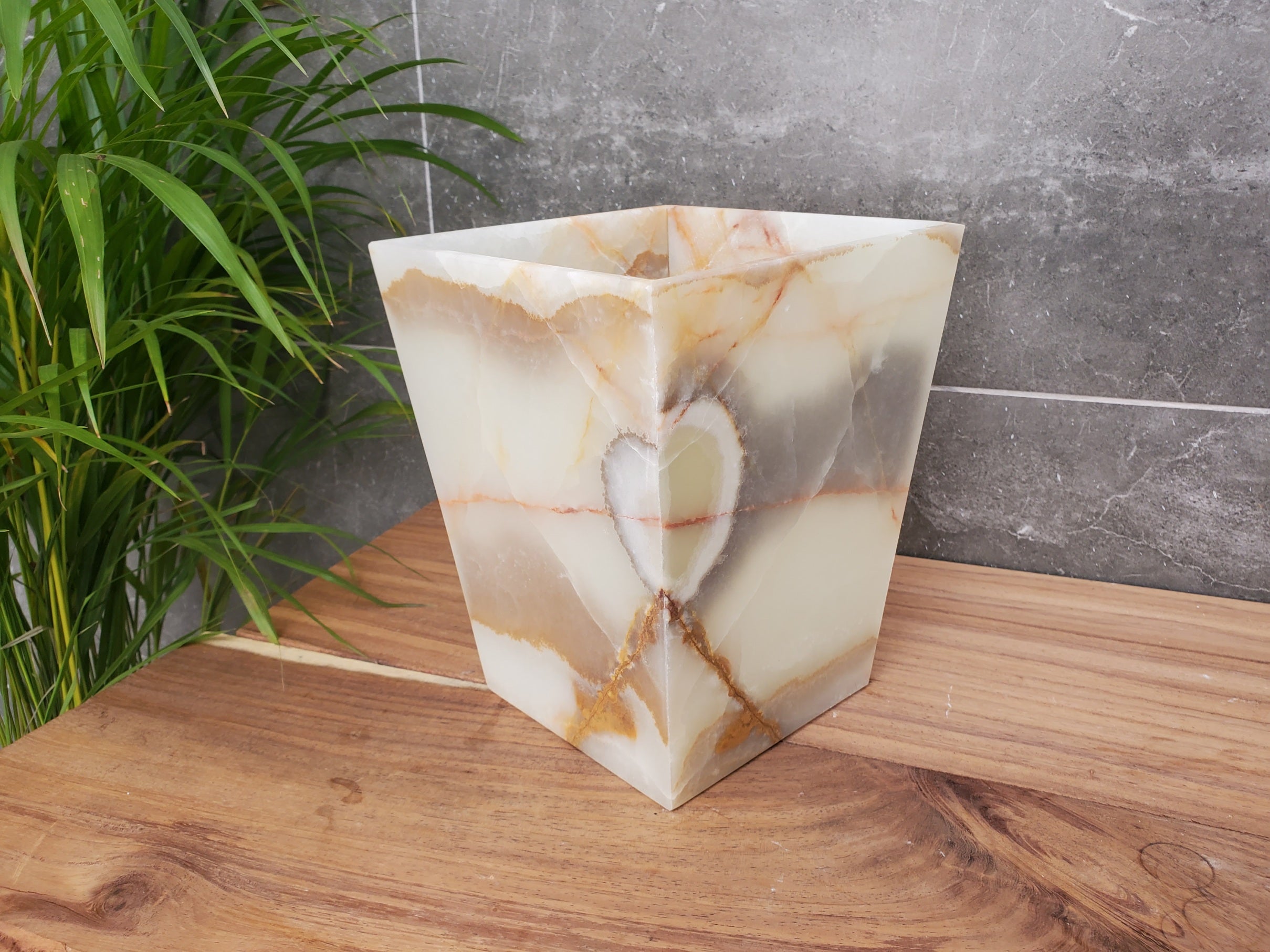 WB_16SQ Onyx Stone Waste Basket