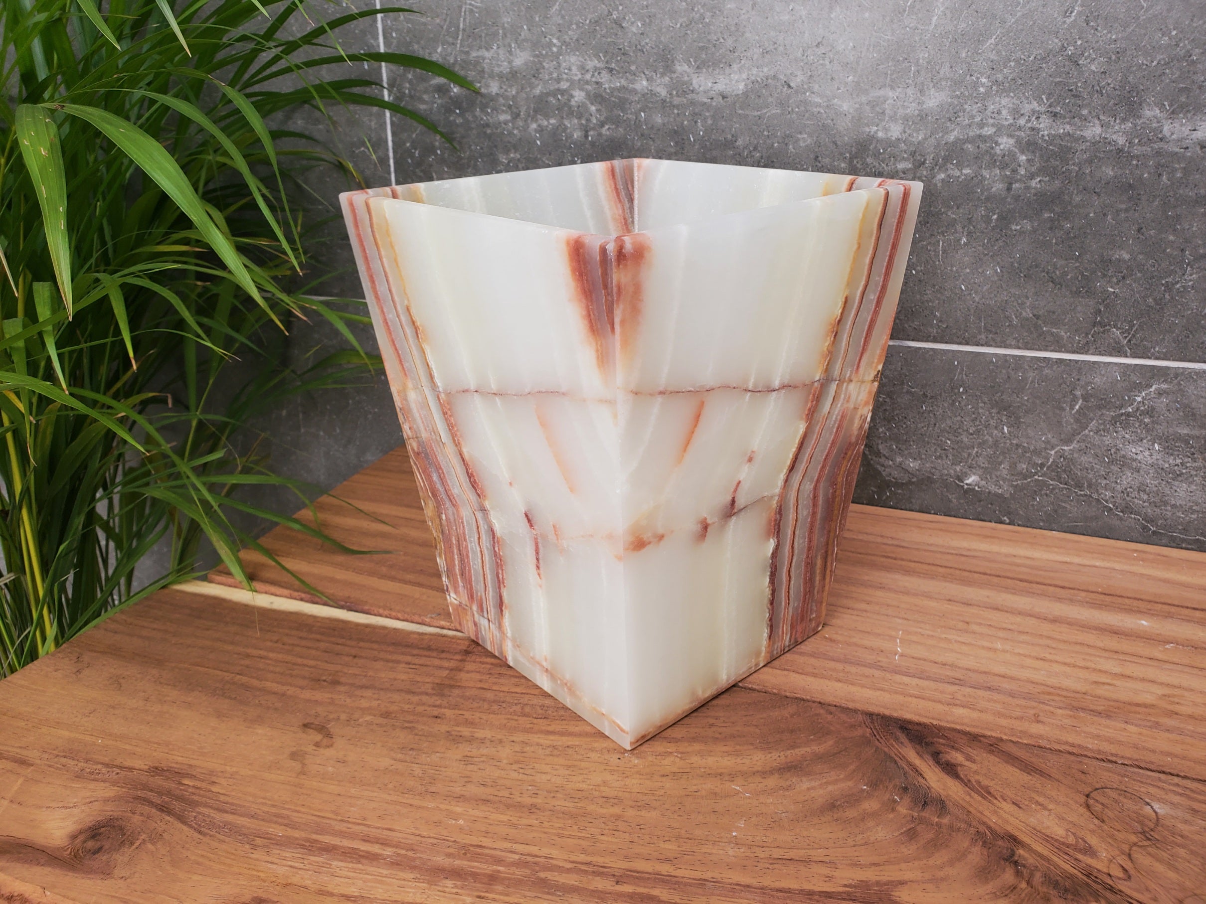 WB_16SQ Onyx Stone Waste Basket