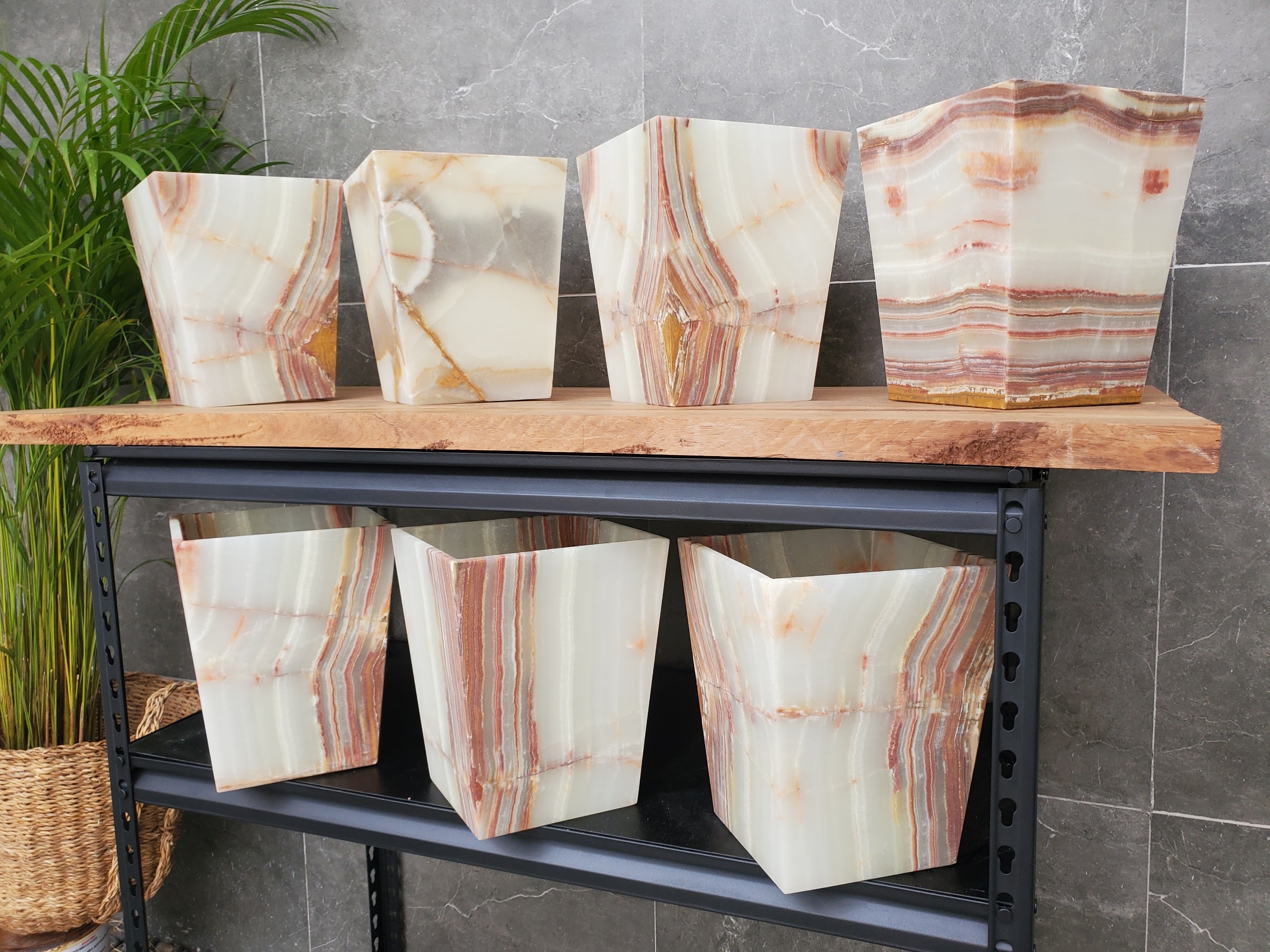 WB_16SQ Onyx Stone Waste Basket