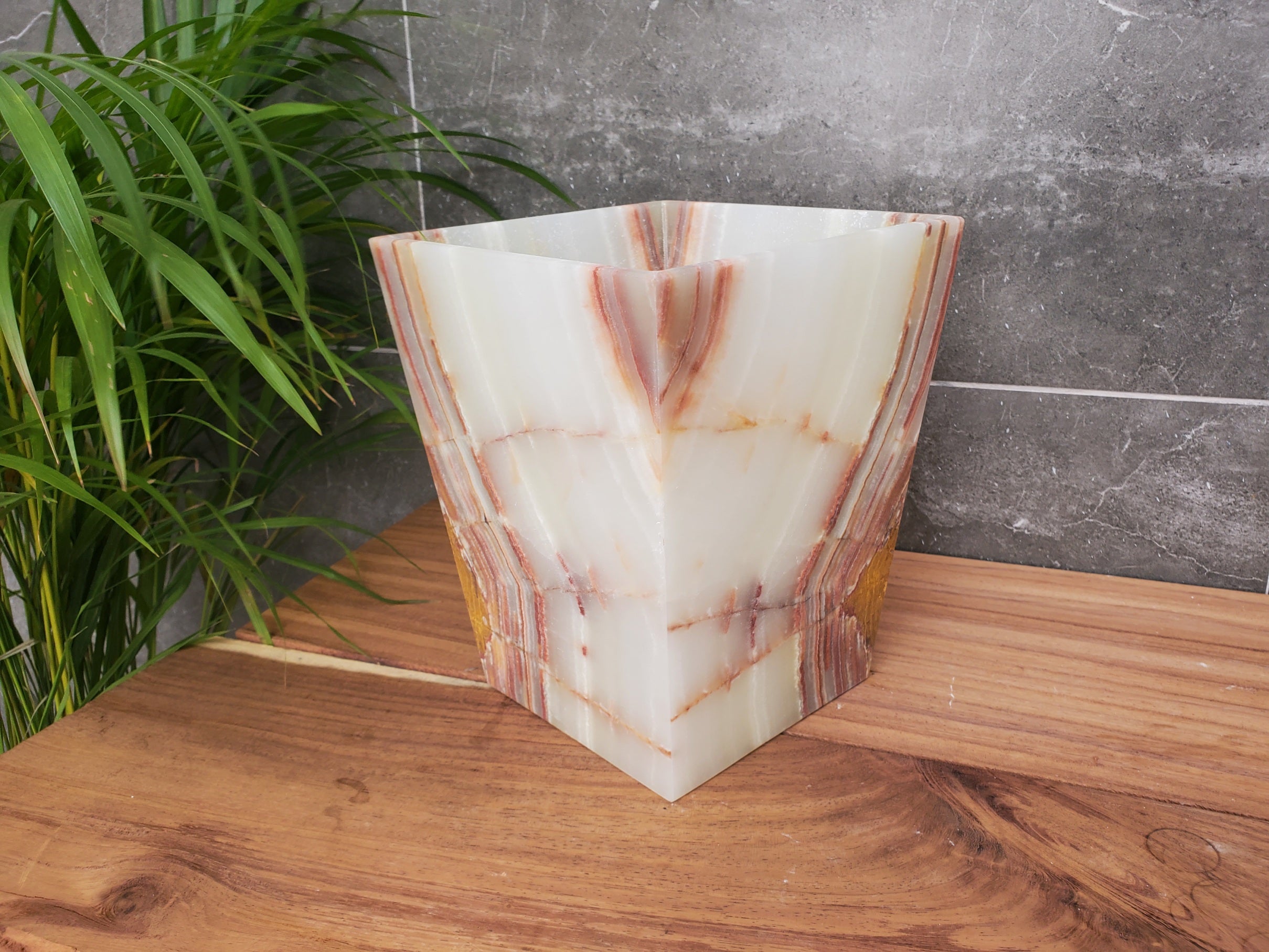 WB_16SQ Onyx Stone Waste Basket