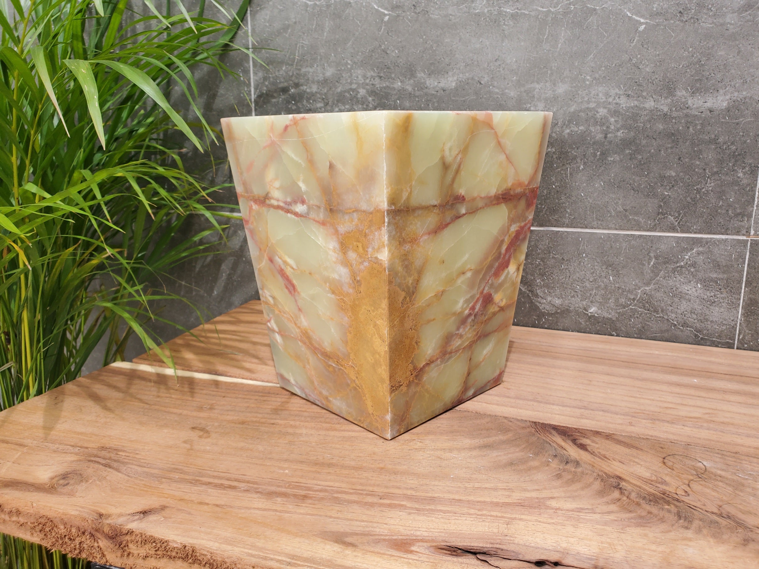 WB_15SQ Onyx Stone Waste Basket