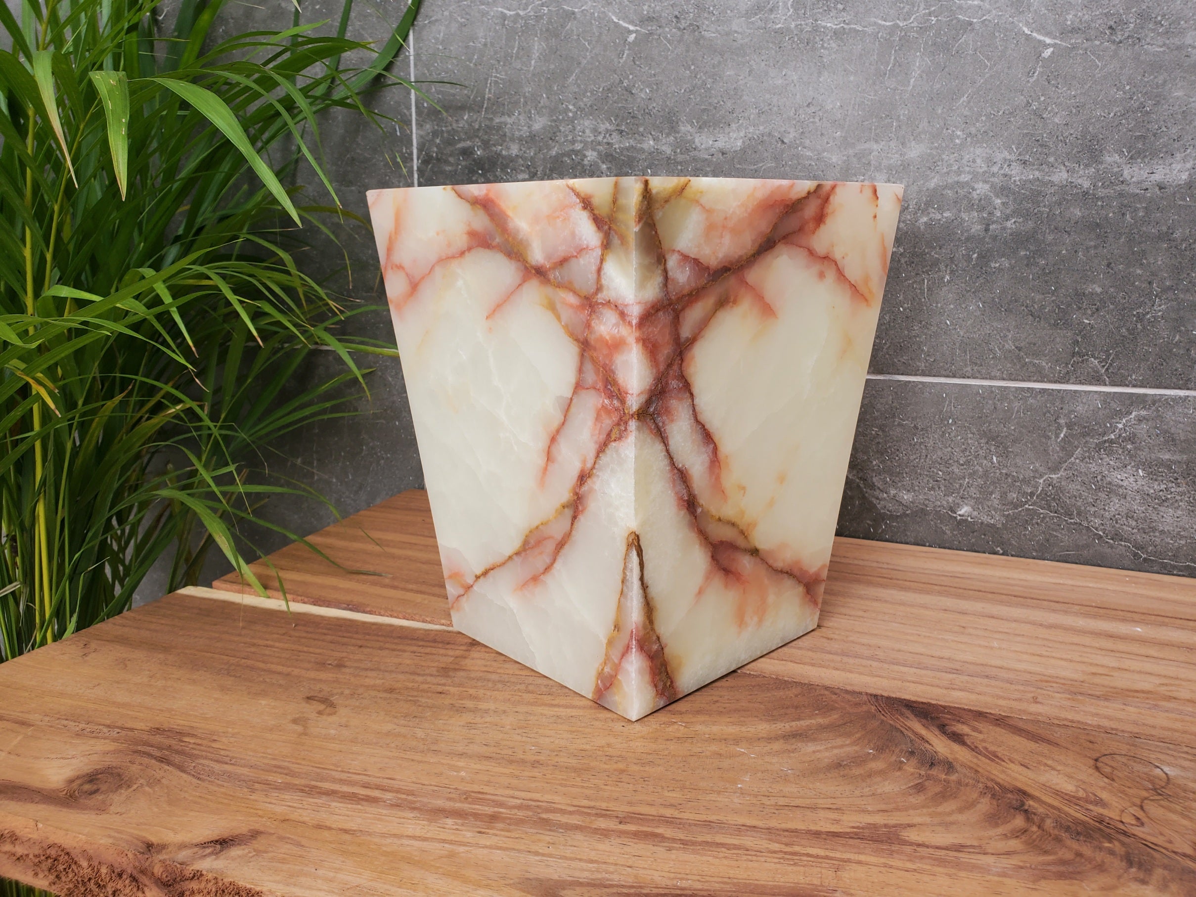 WB_15SQ Onyx Stone Waste Basket