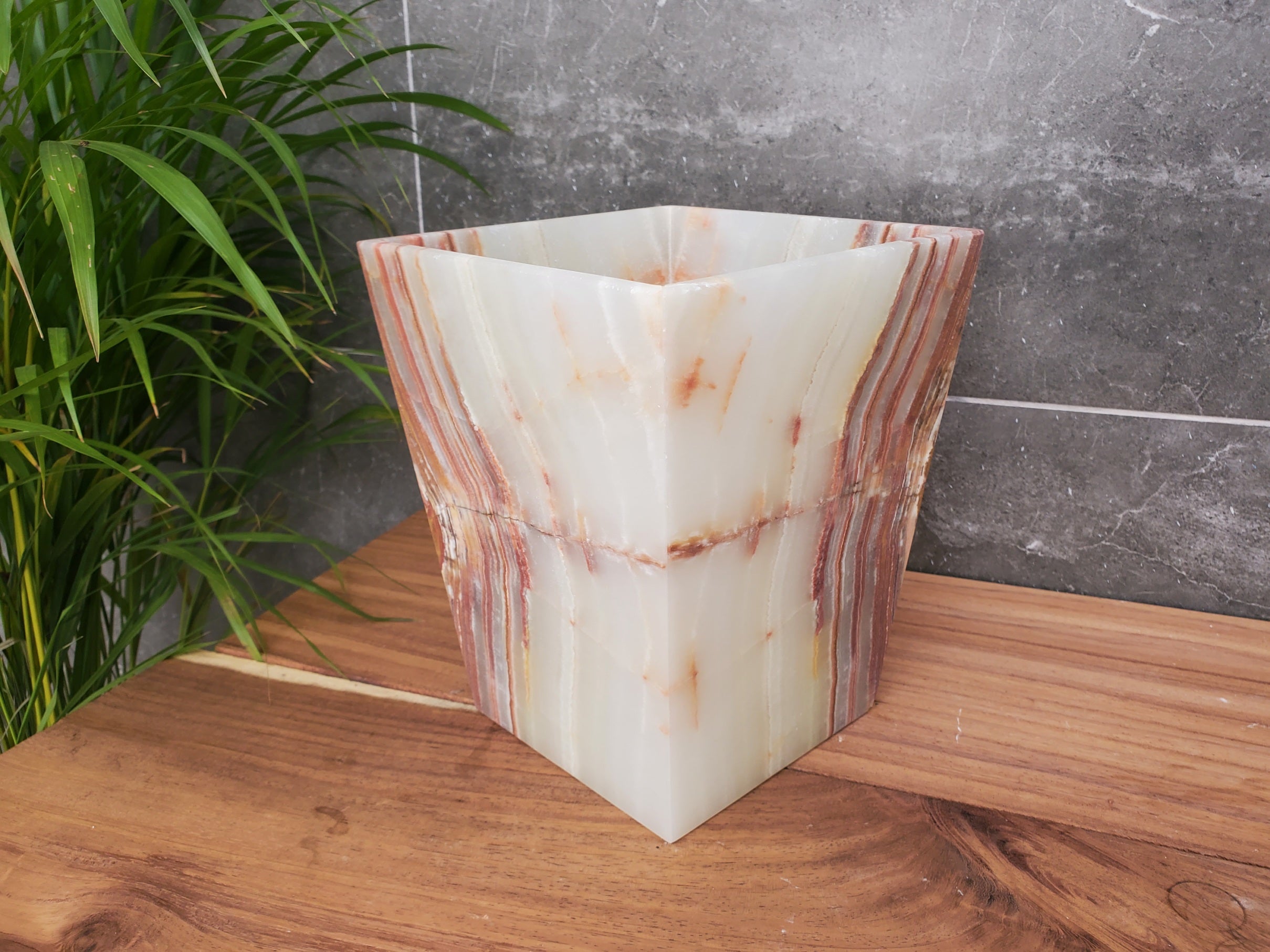 WB_16SQ Onyx Stone Waste Basket