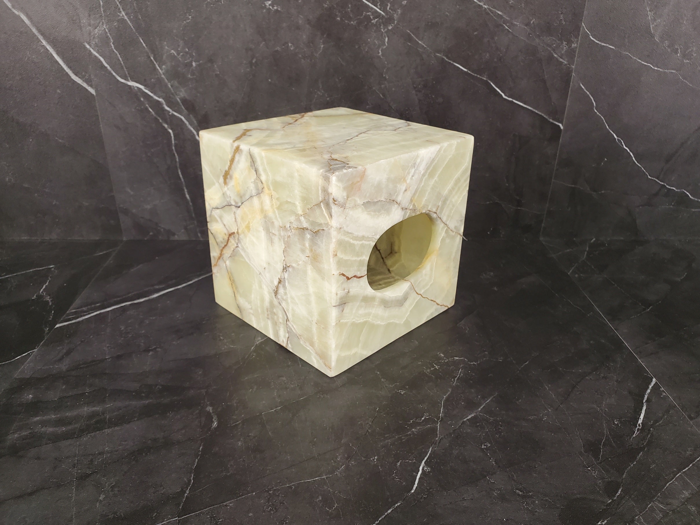 TCSQ_49 Green Onyx Tissue Box Cover (Cube)