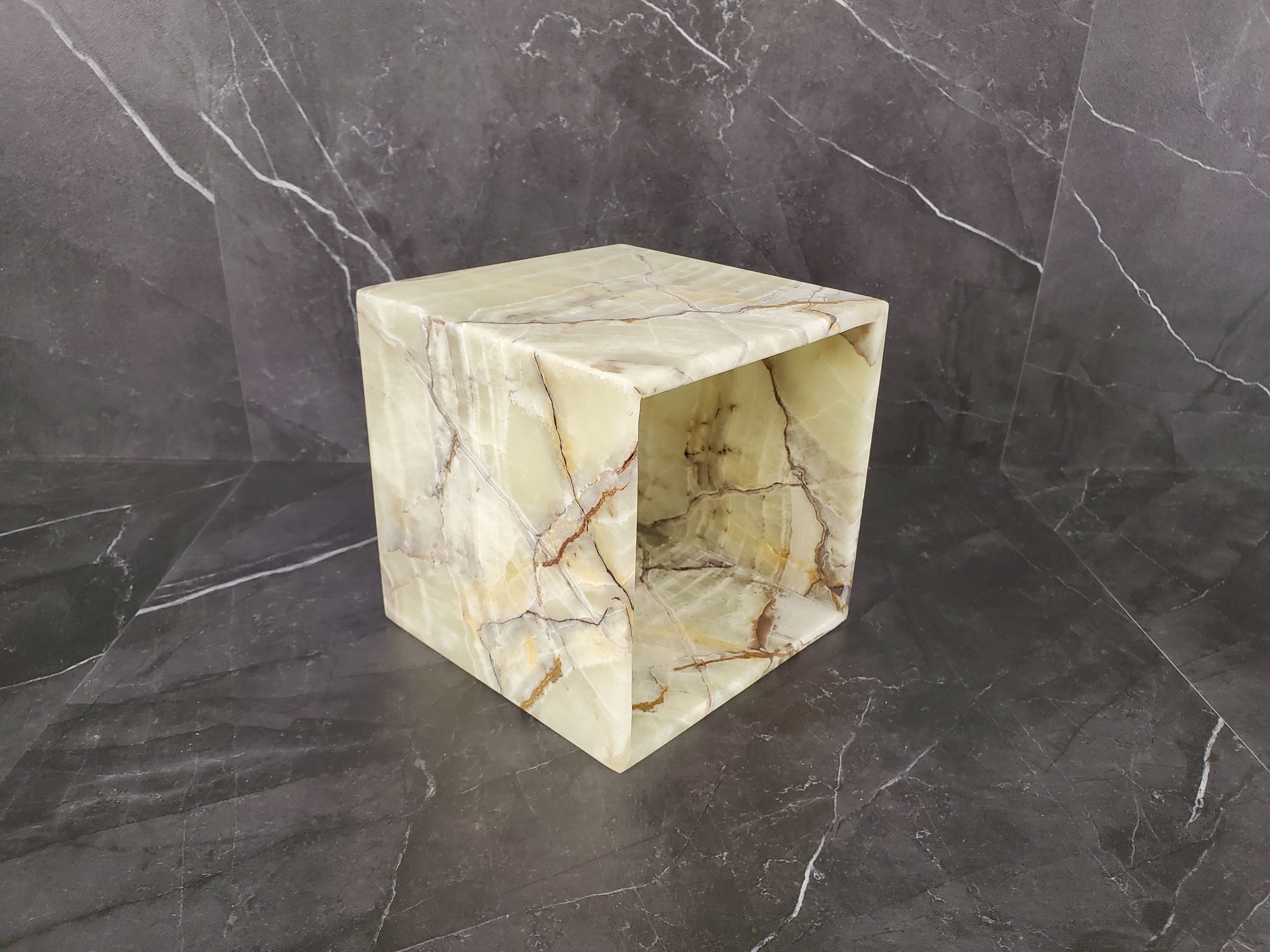 TCSQ_49 Green Onyx Tissue Box Cover (Cube)