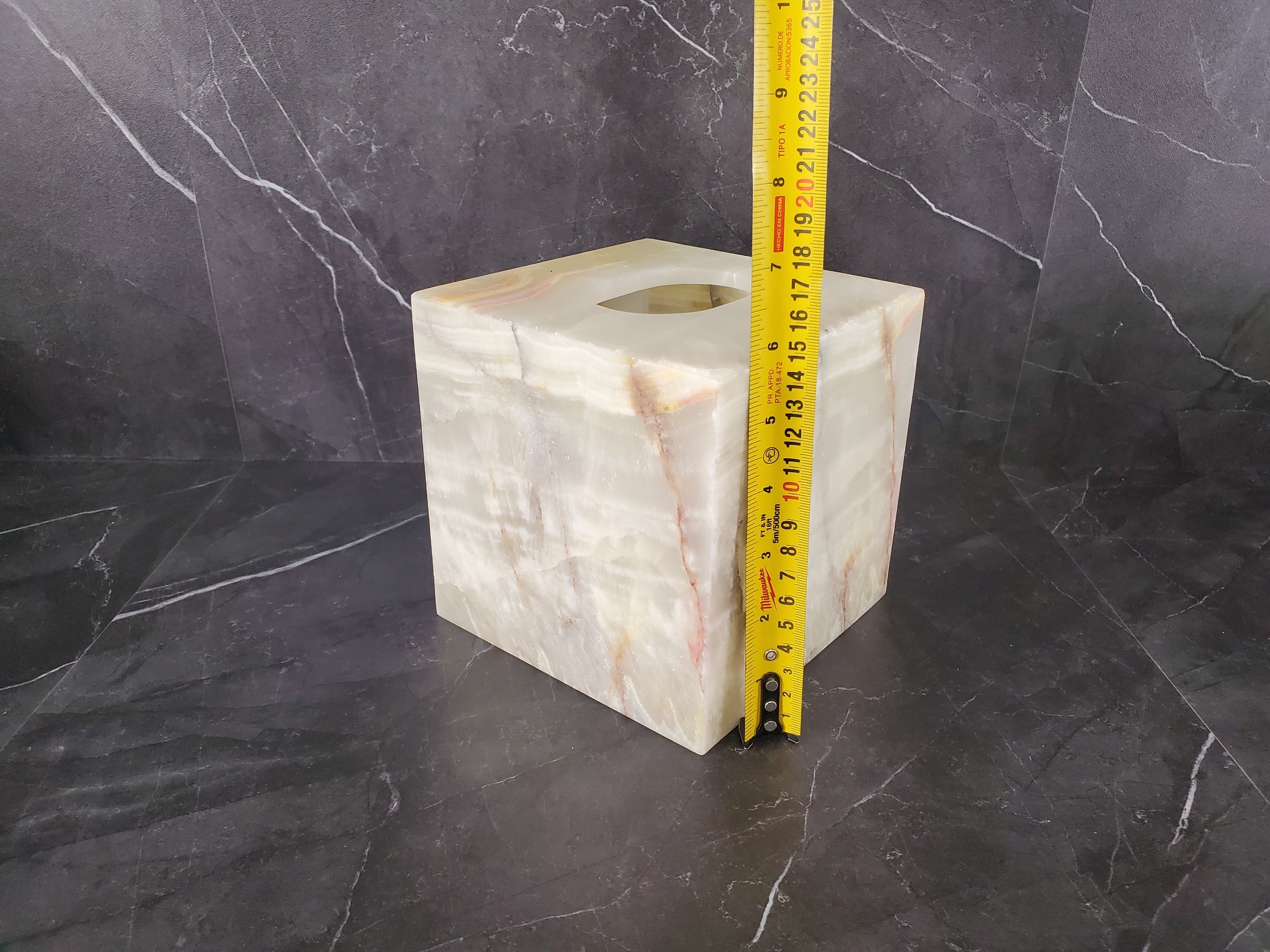 TCSQ_53 Green Onyx Tissue Box Cover (Cube)