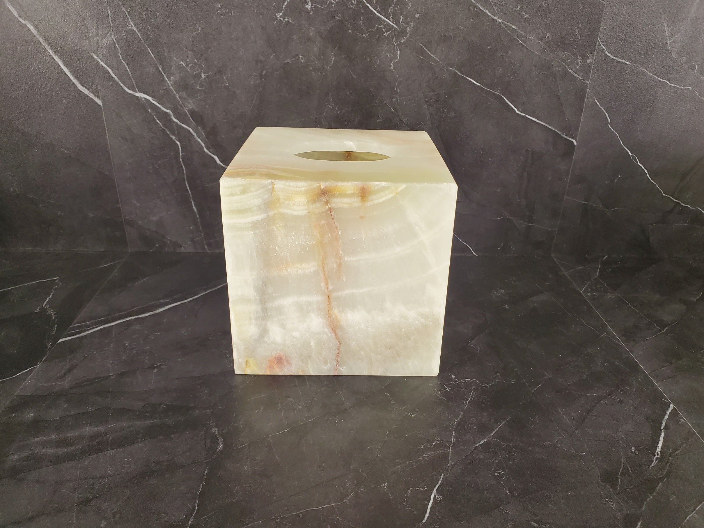 TCSQ_53 Green Onyx Tissue Box Cover (Cube)