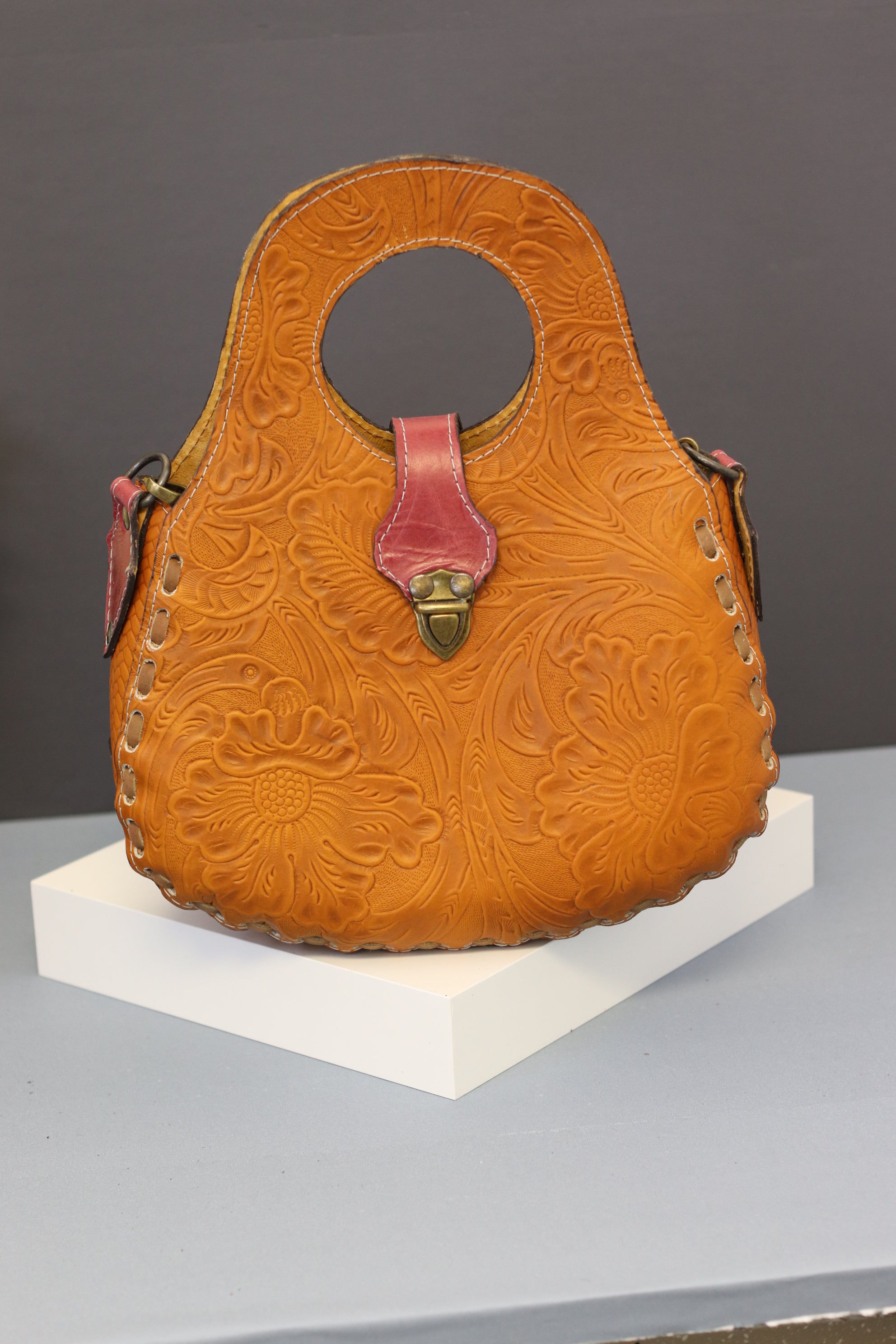 Rust Hand Tooled Top Handled Mexican Leather Purse Purse Fashion