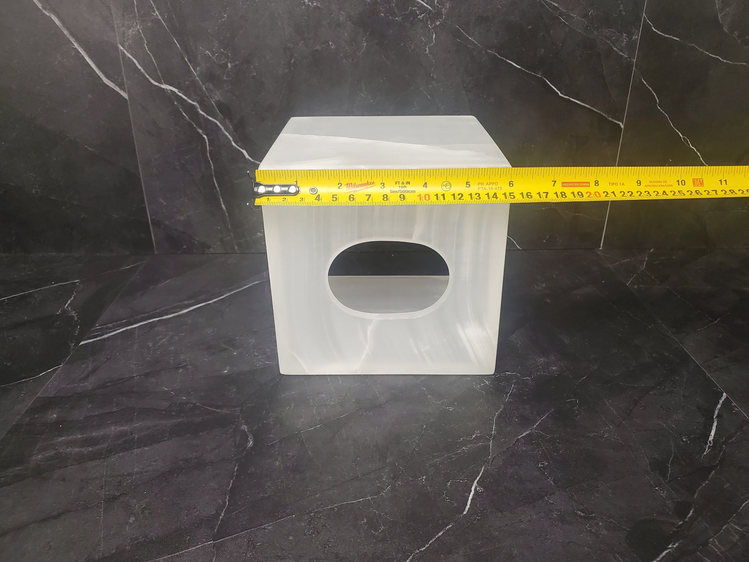 TCSQ_52 White Ice Onyx Tissue Box Cover (Cube)