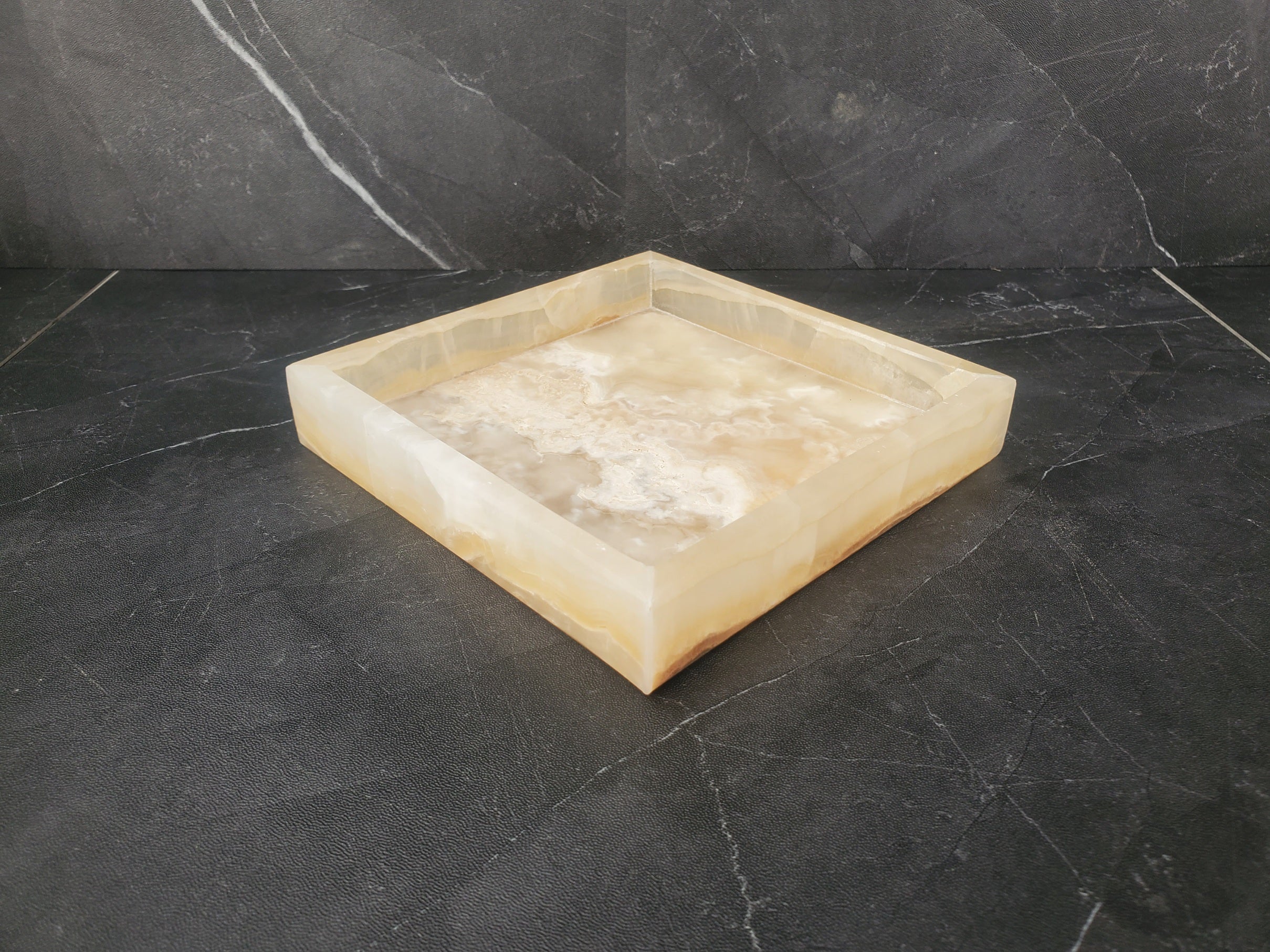 TRAY14 Ivory Transparent Onyx Stone Tray