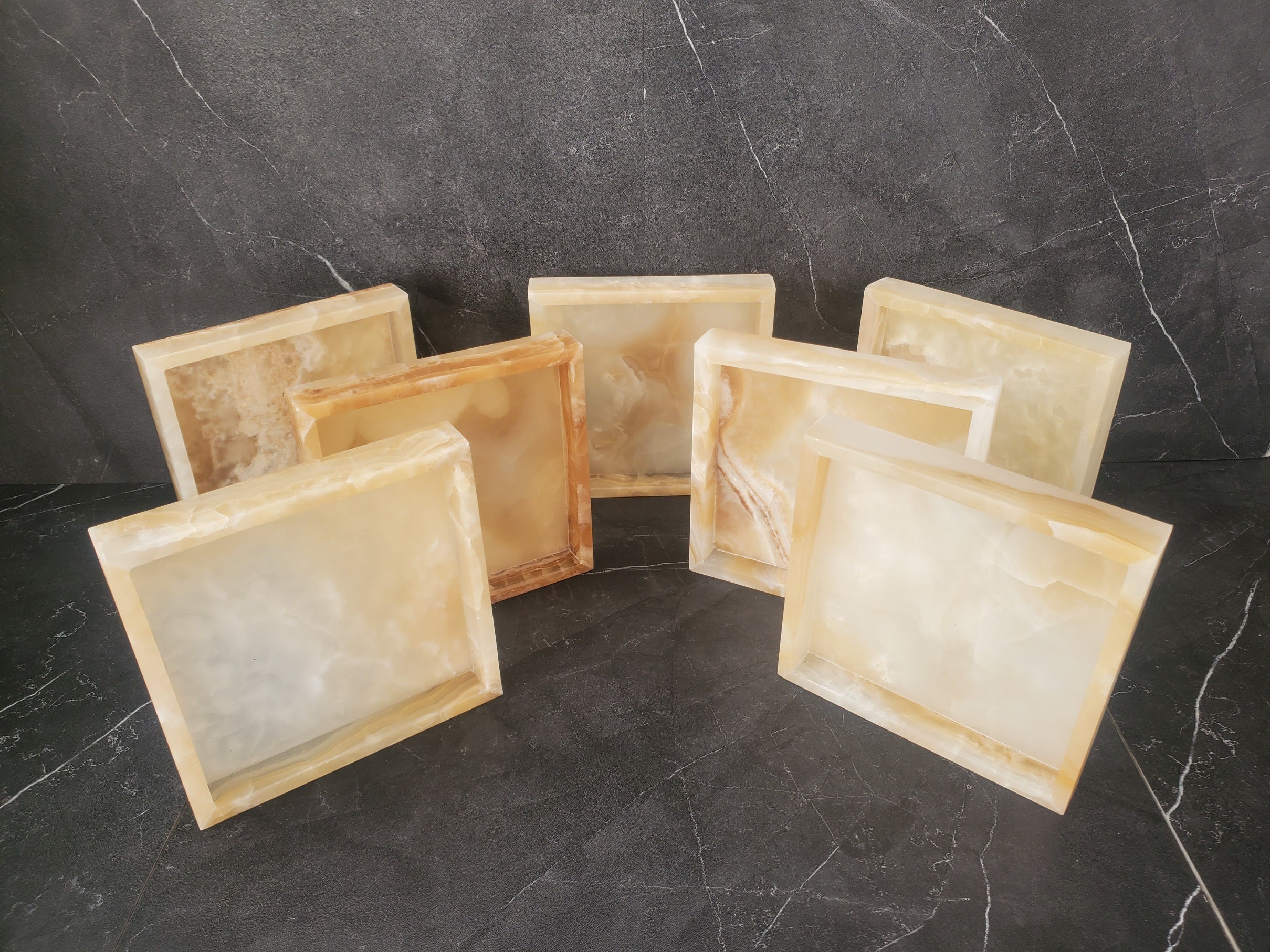 TRAY14 Ivory Transparent Onyx Stone Tray