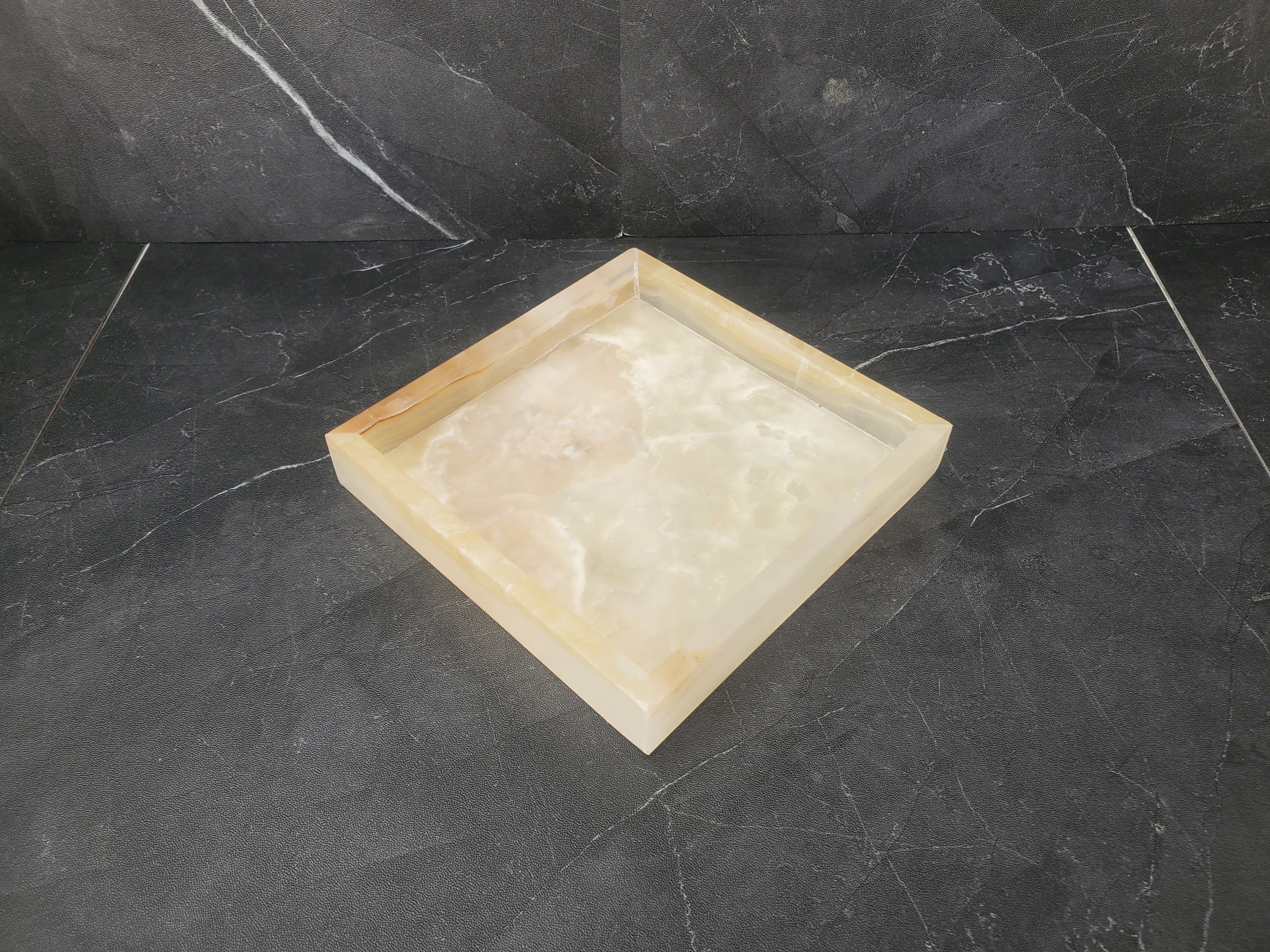 TRAY14 Ivory Transparent Onyx Stone Tray