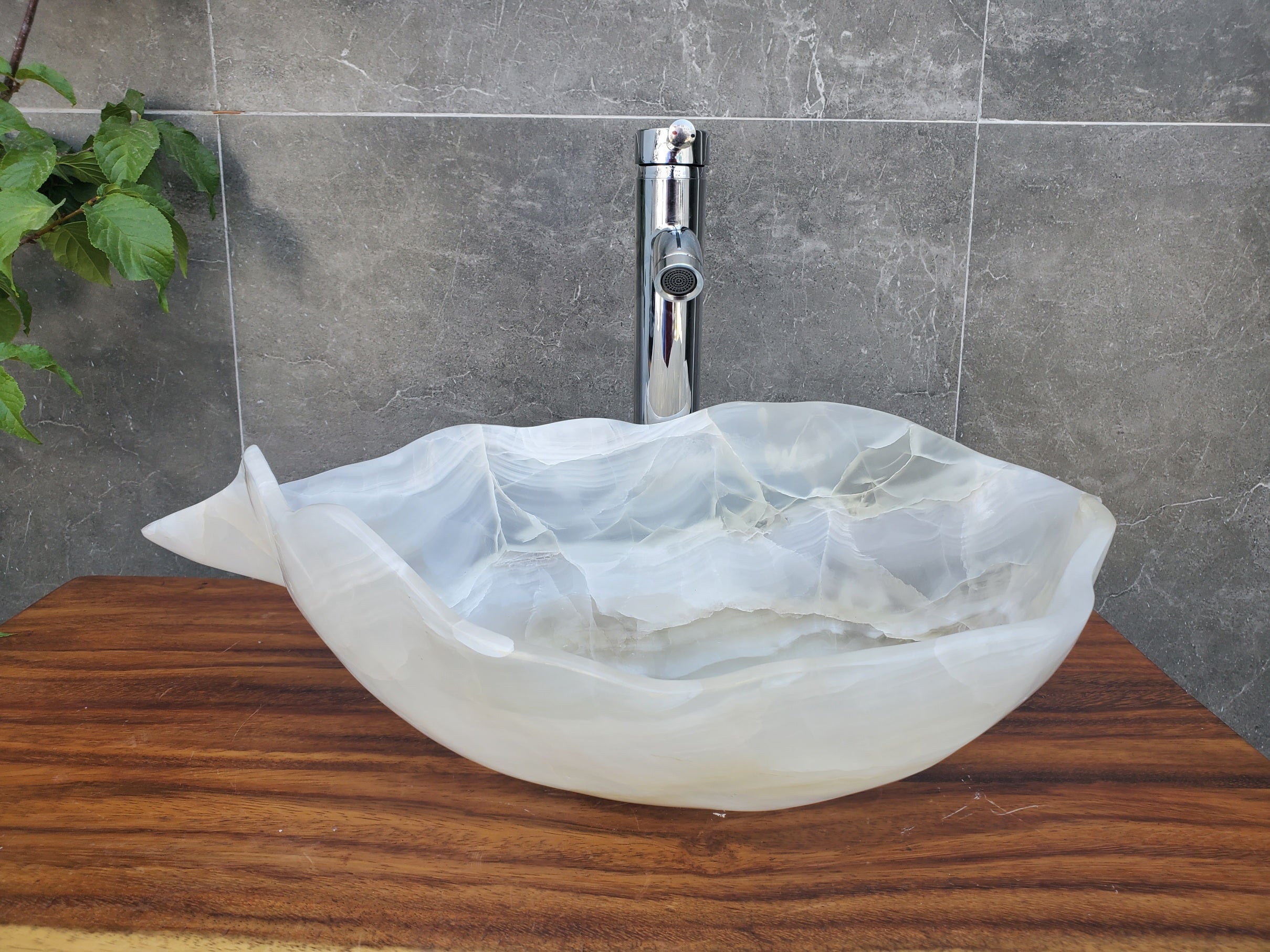 S22_03 White Onyx Bathroom Vessel Sink