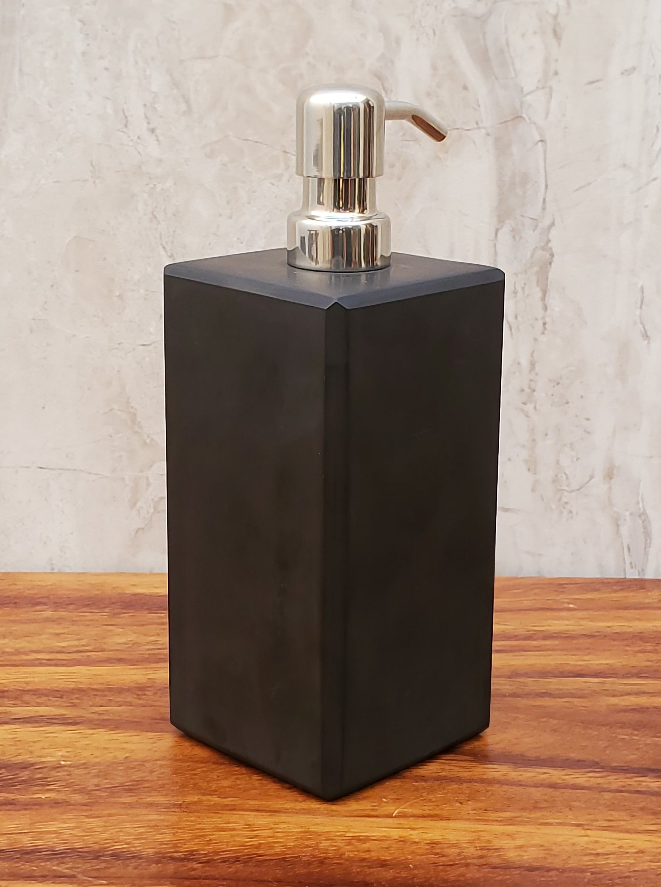 Black Matte Onyx Liquid Soap or Lotion Dispenser Bottle with Pump Accessories Bath Soap Dispensers
