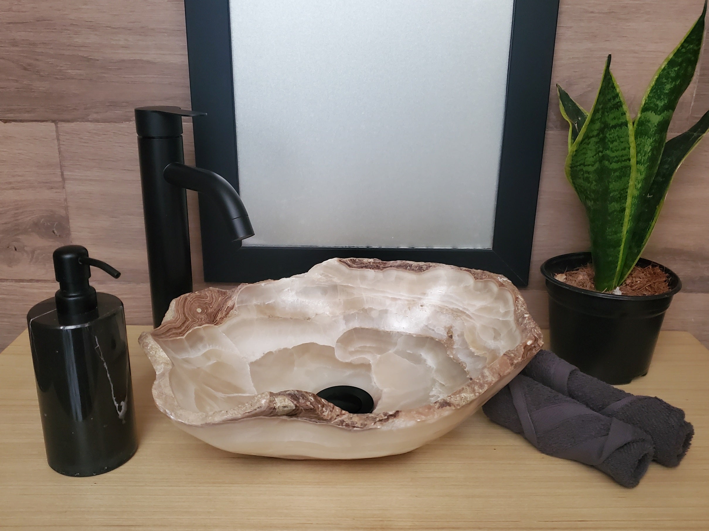 S23_15 Onyx Stone Bathroom Vessel Sink