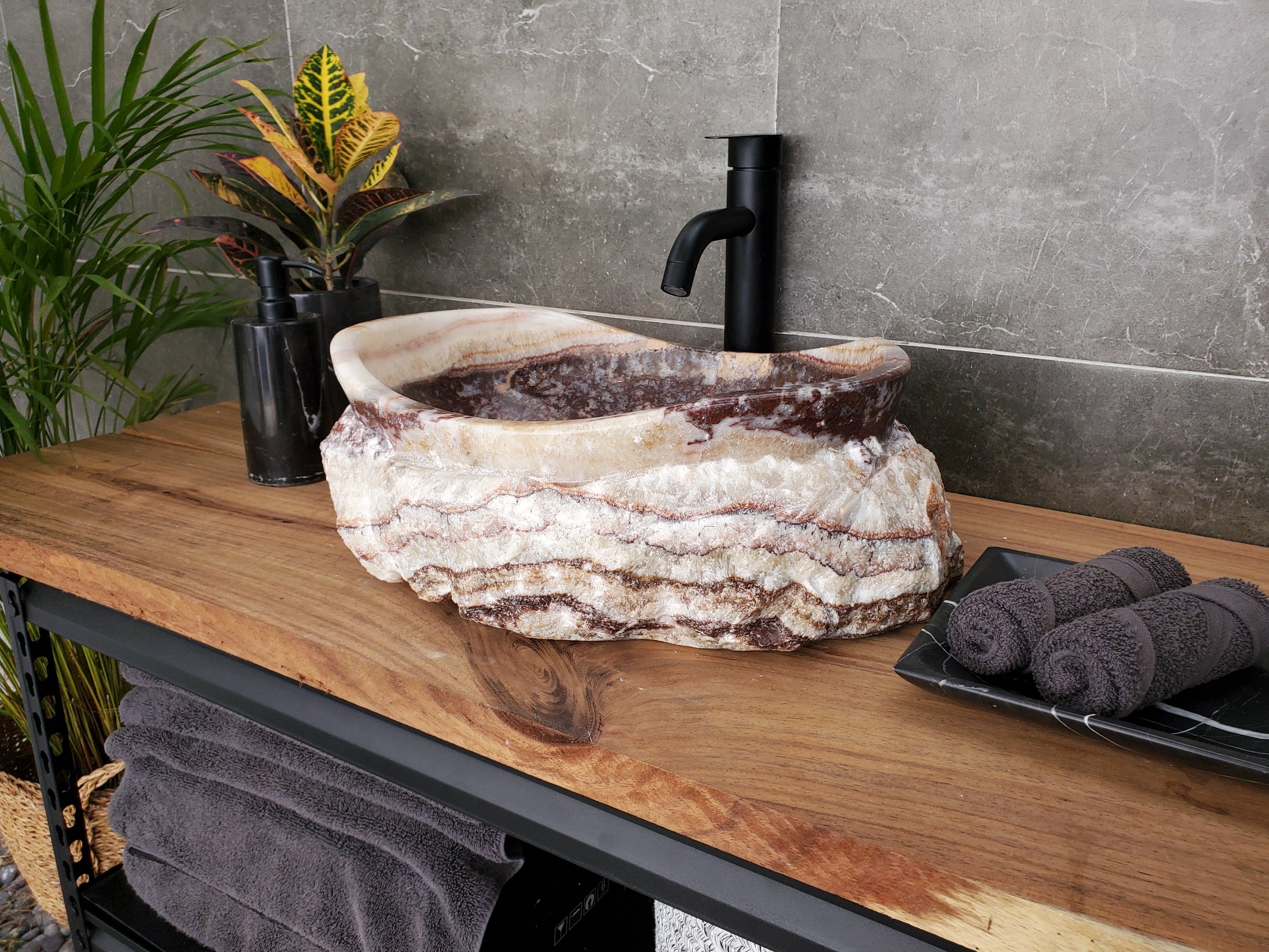 S31_09 Serpentine Onyx Stone Vessel Sink